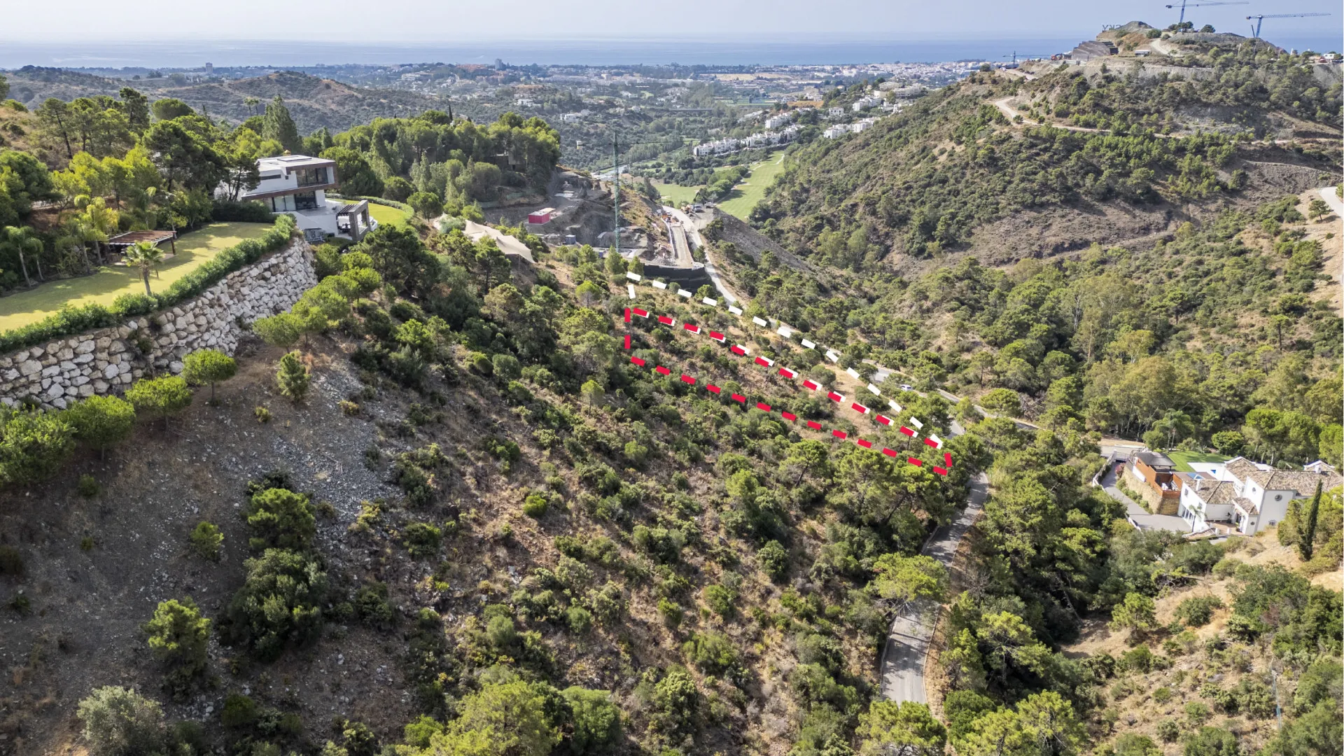 El Madroñal plot for sale