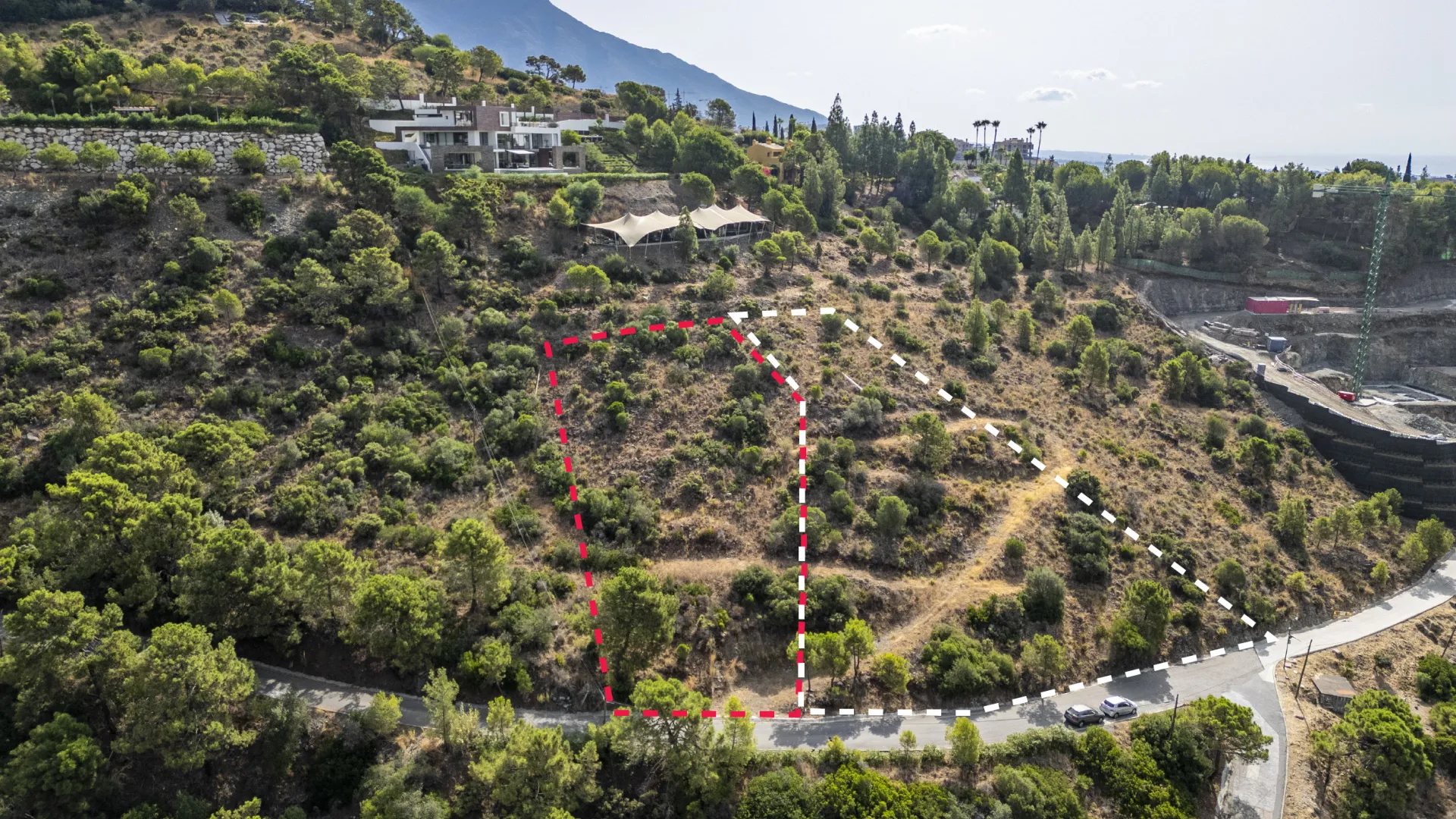 El Madroñal plot for sale