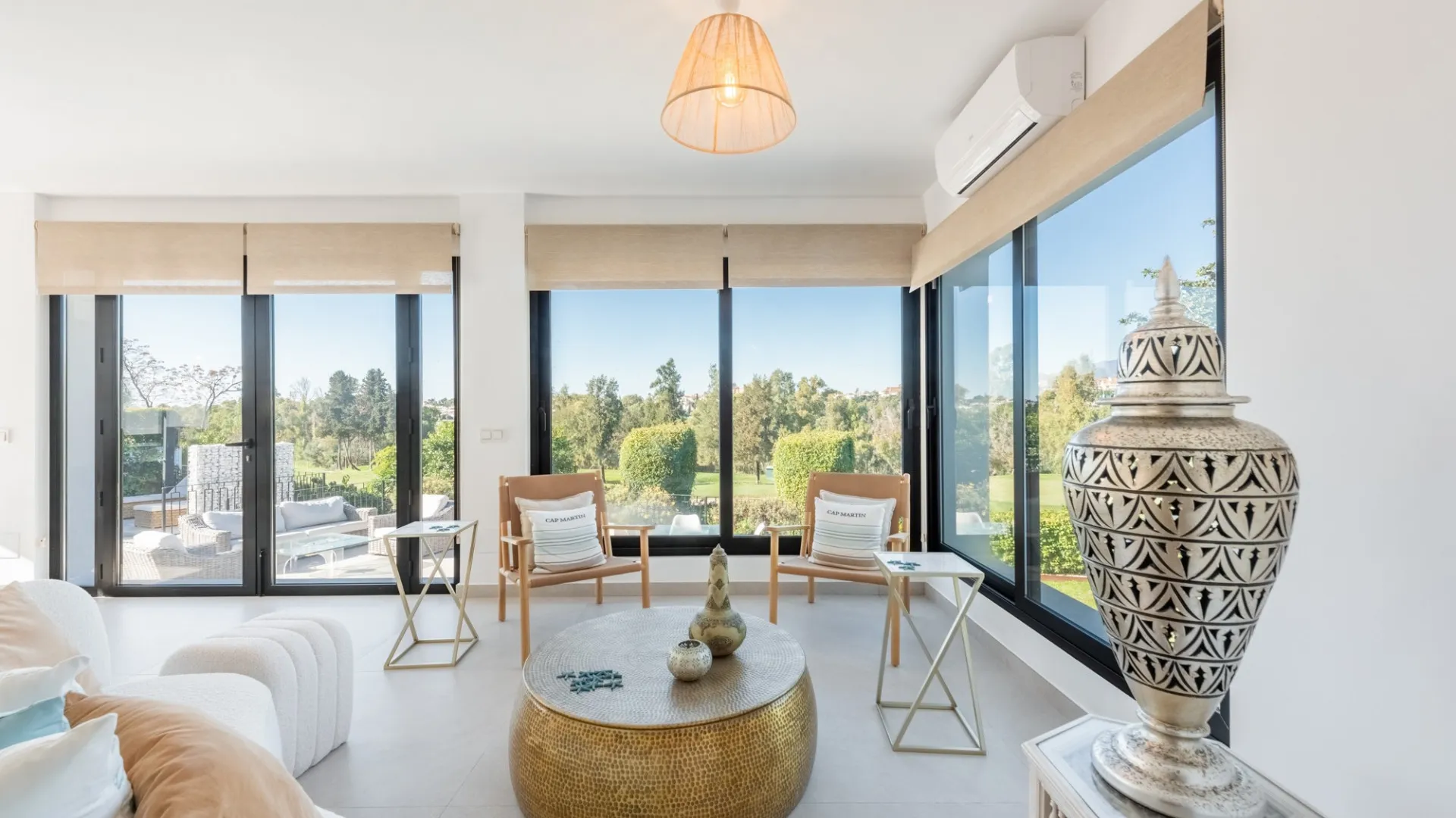 Villa for sale in Guadalmina Alta