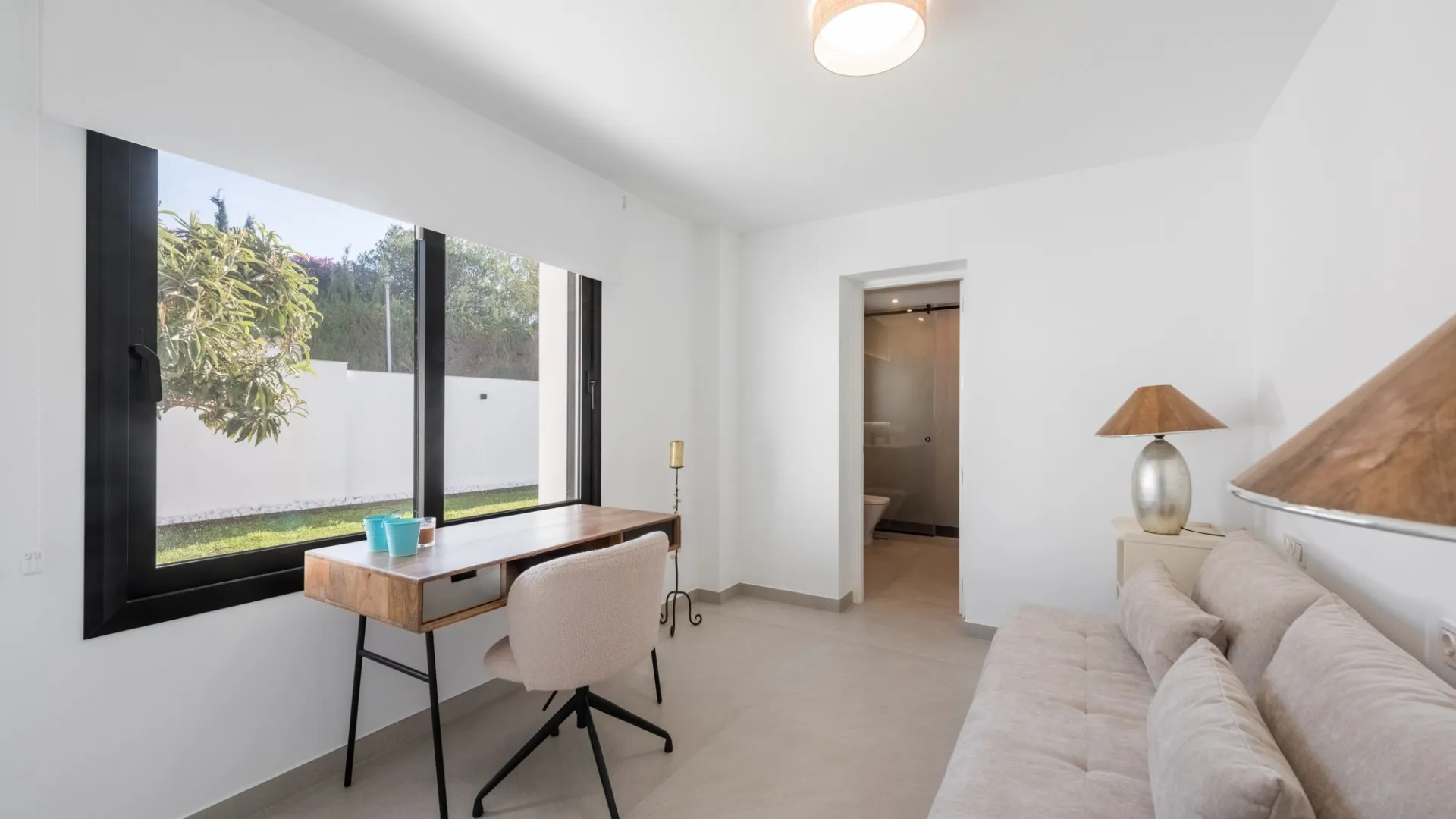 Villa for sale in Guadalmina Alta