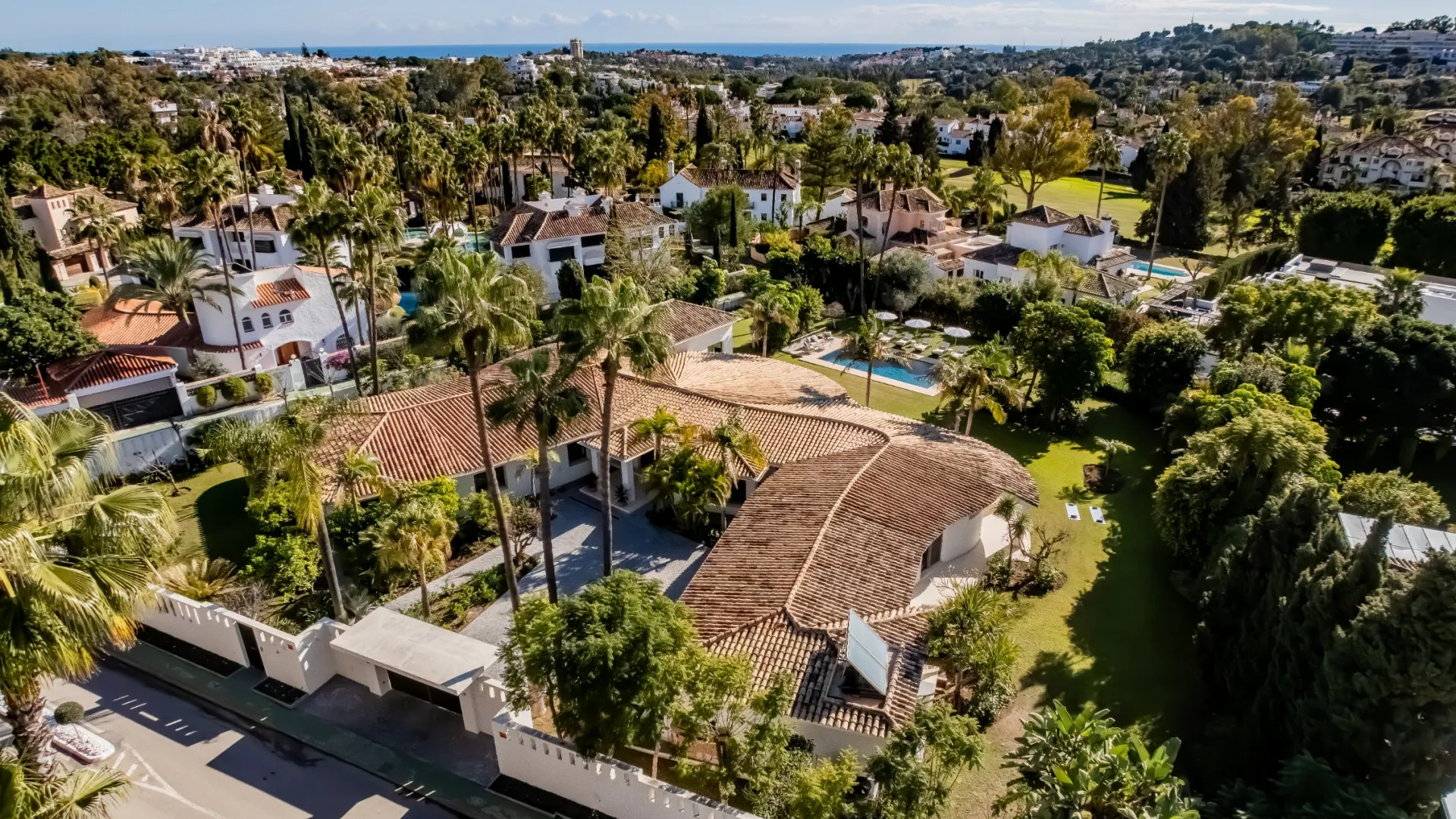 Comprar villa en La Cerquilla de 5 dormitorios