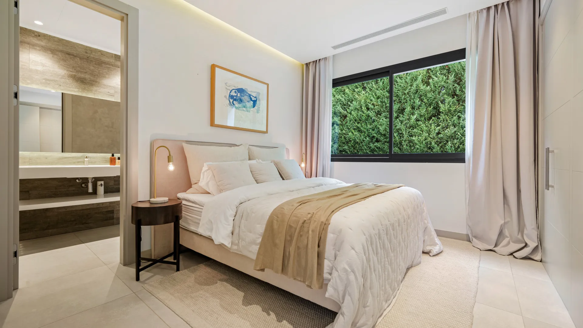 For sale villa with 5 bedrooms in Marbella - Puerto Banus