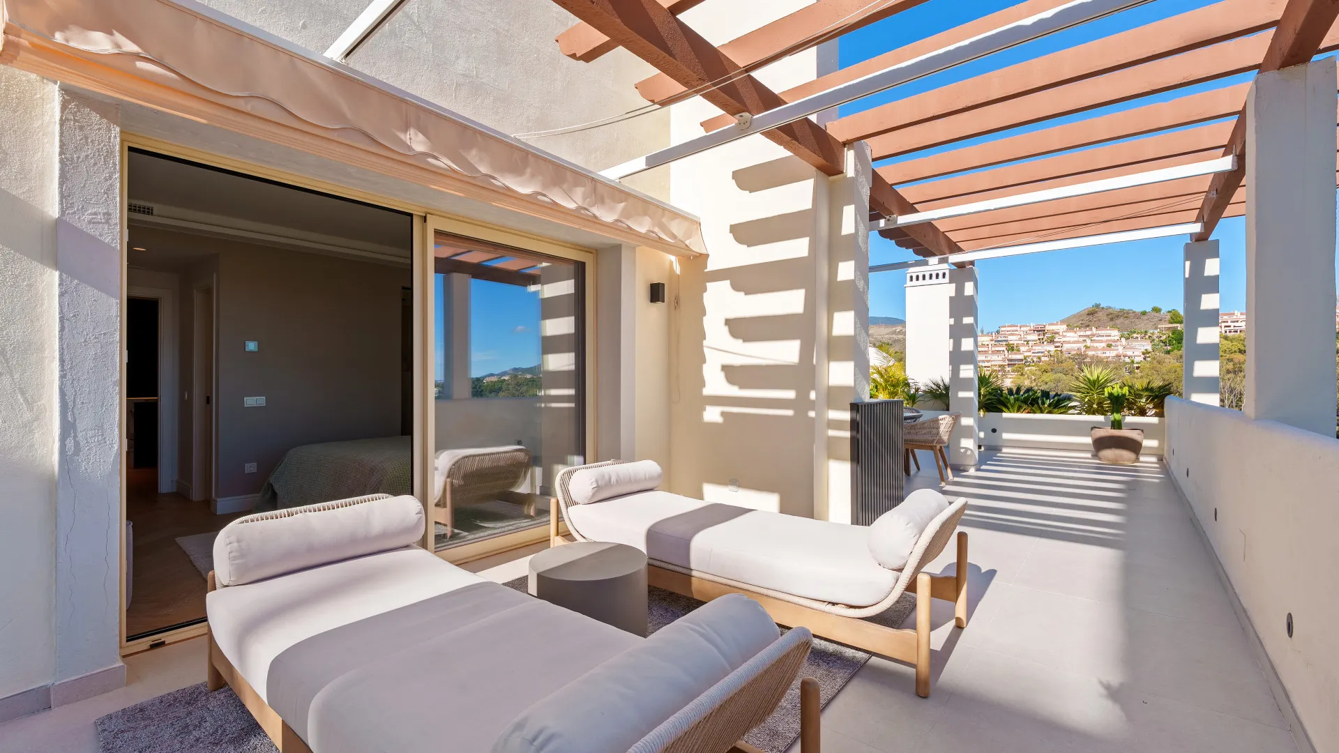 Palacetes Los Belvederes duplex penthouse for sale