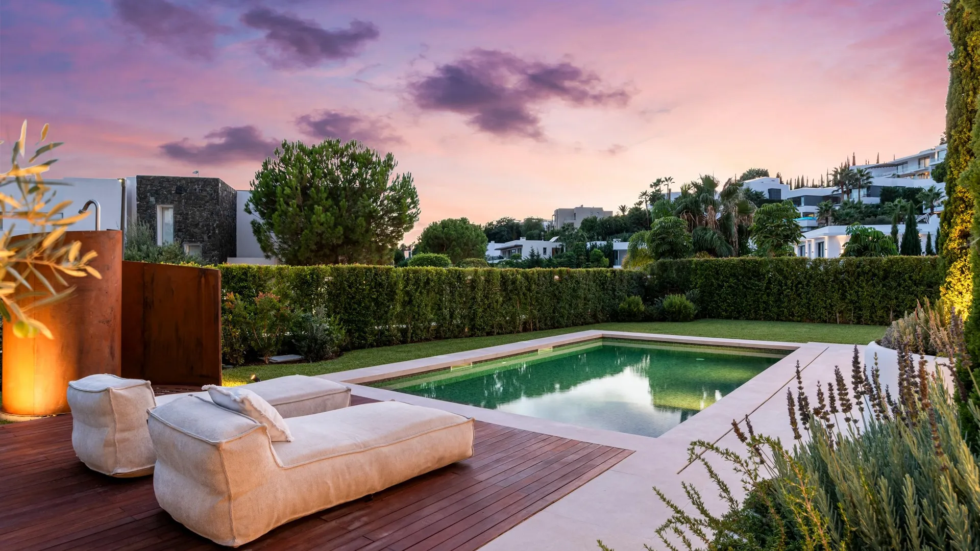 For sale La Alqueria villa with 4 bedrooms