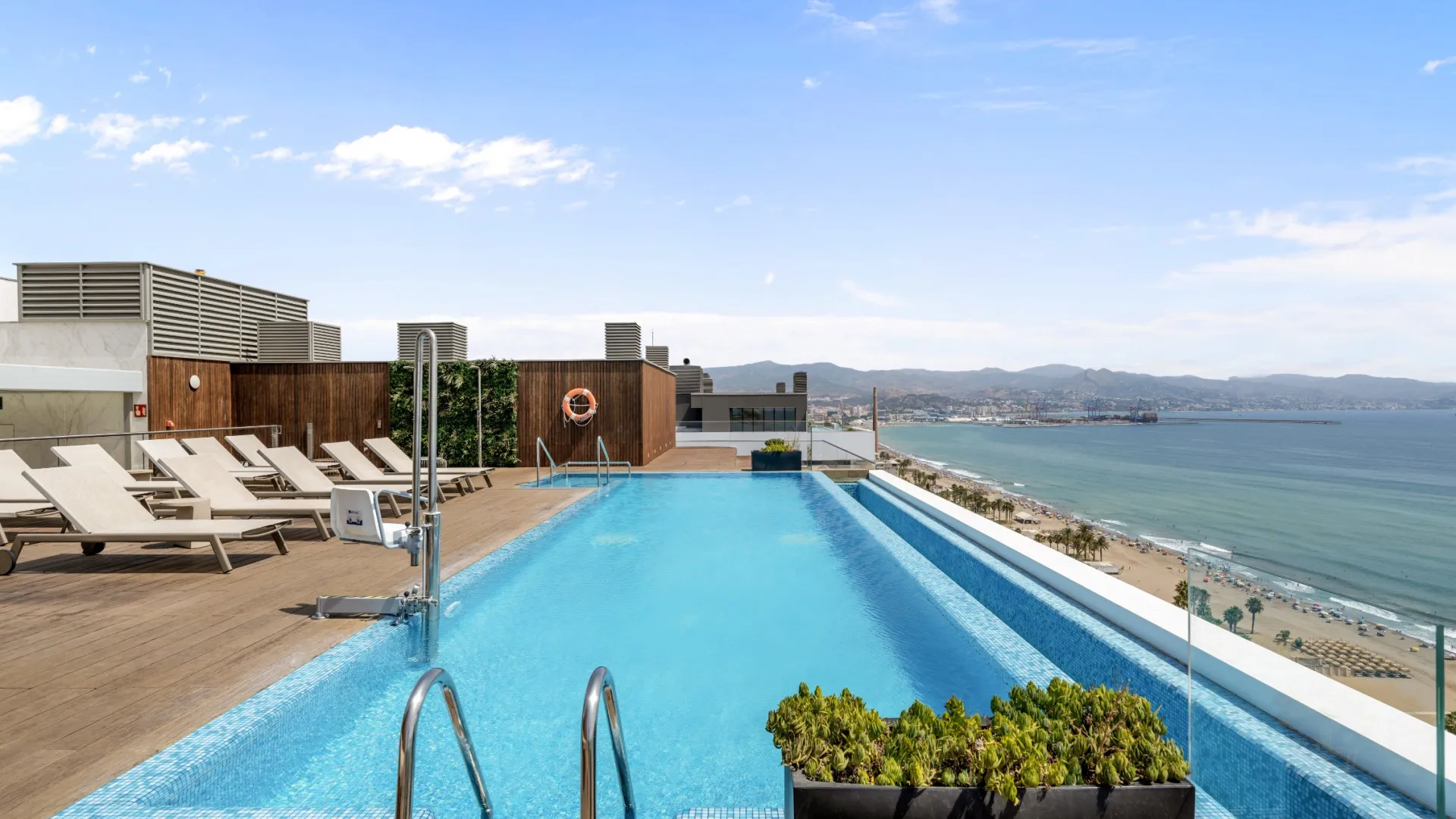 For sale apartment with 2 bedrooms in Malaga