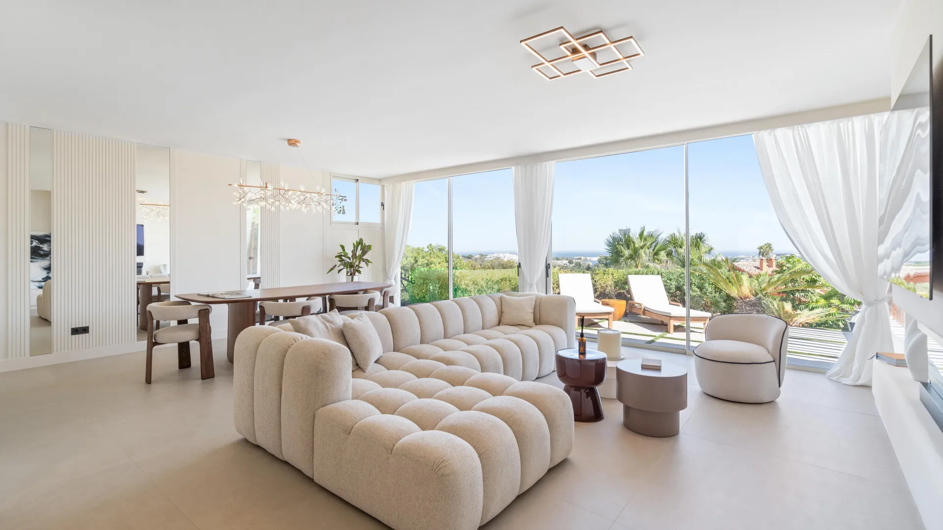 Palacetes Los Belvederes 3 bedrooms ground floor apartment for sale