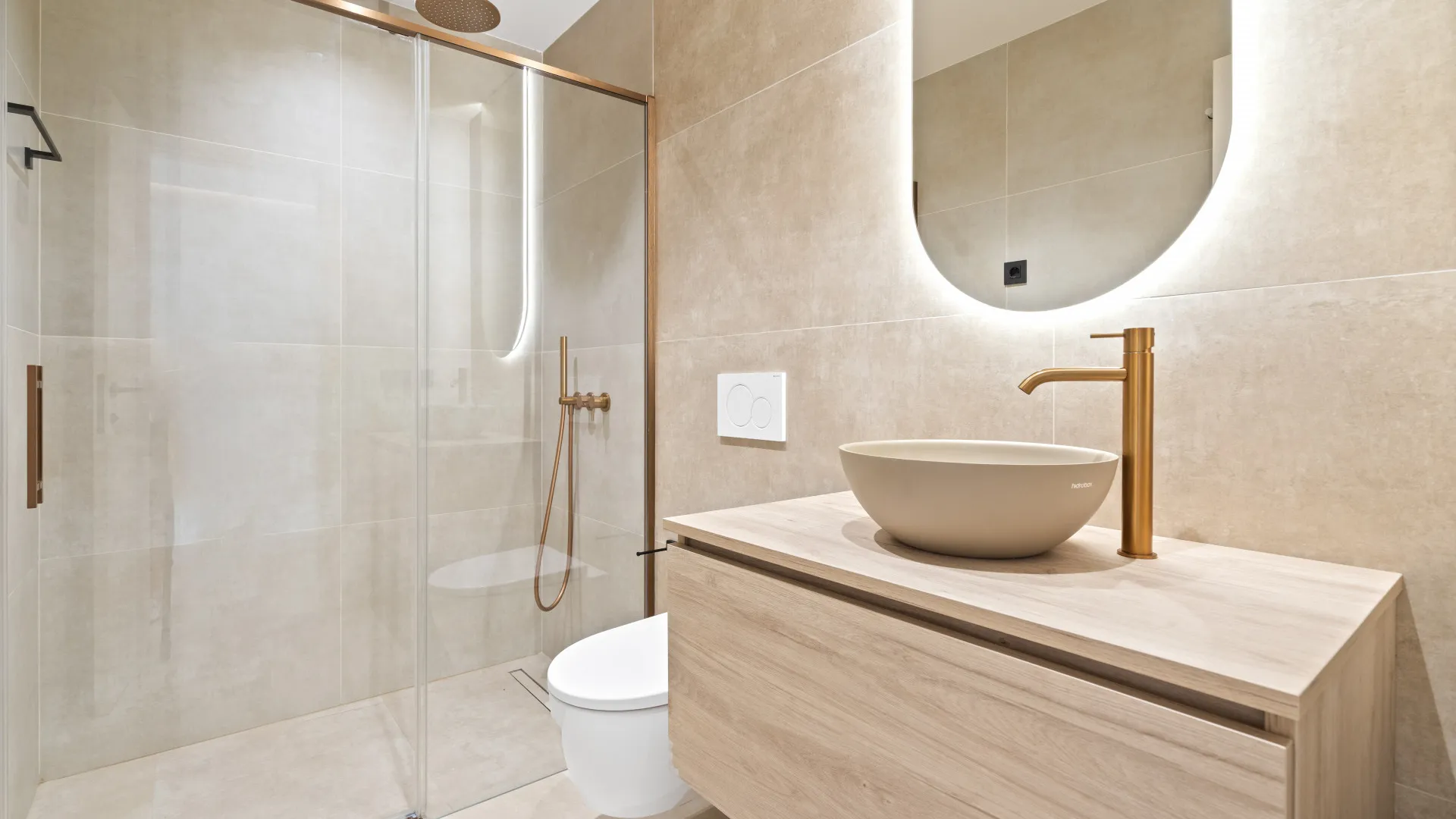 Palacetes Los Belvederes 3 bedrooms ground floor apartment for sale