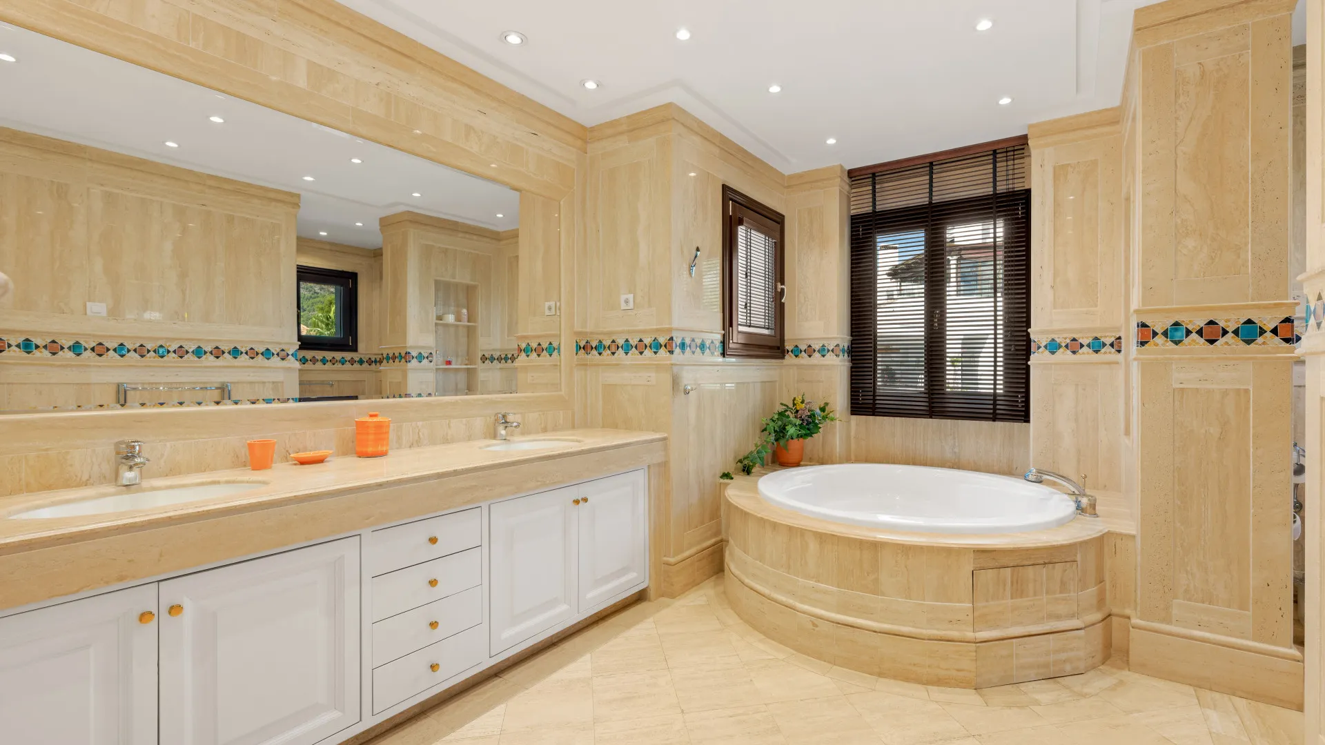 4 bedrooms duplex penthouse in Monte Paraiso Country Club for sale