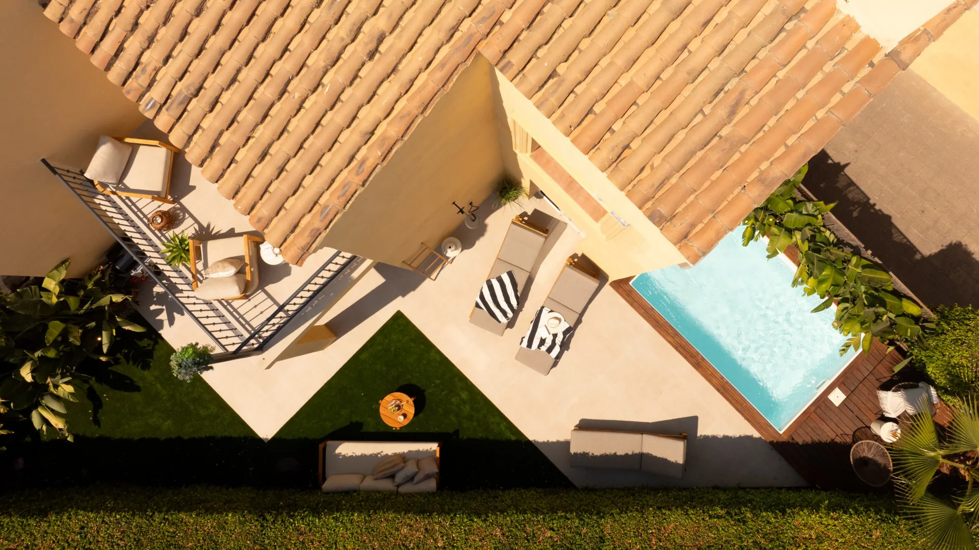 4 bedrooms town house in Azalea Beach for sale