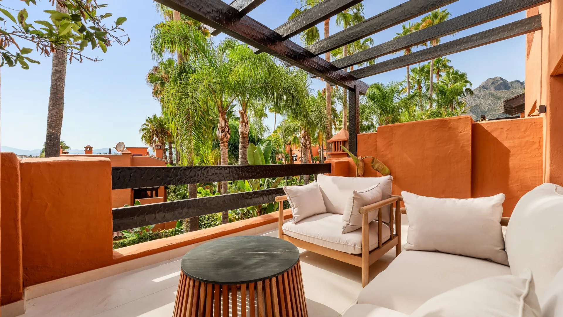 Se vende adosado con 4 dormitorios en Monte Marbella Club