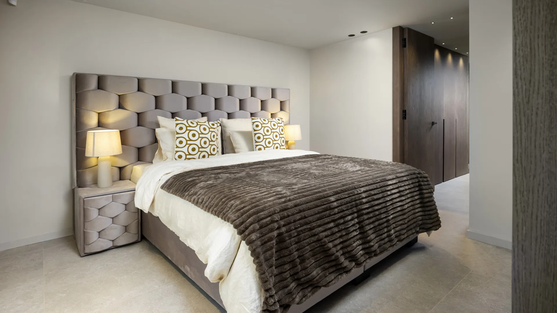 For sale 5 bedrooms villa in Haza del Conde