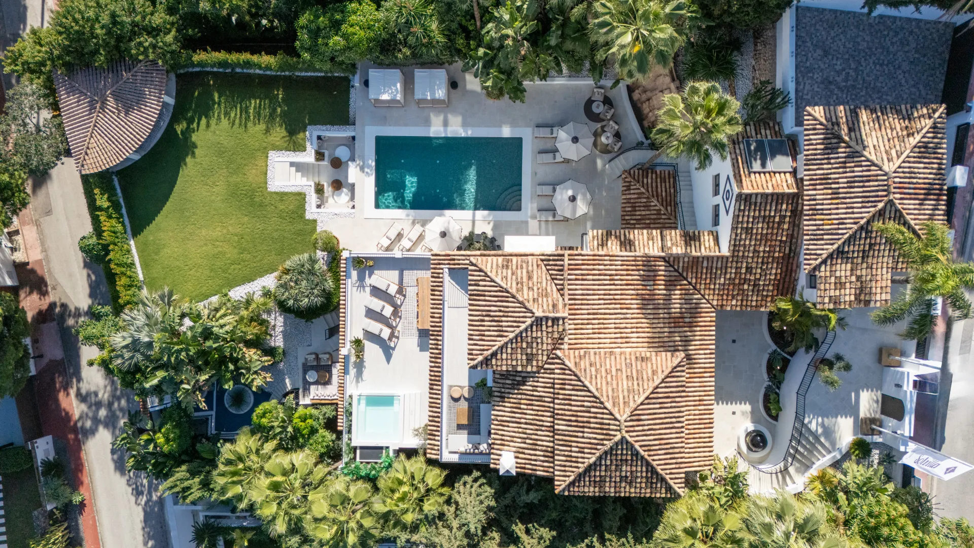 Las Brisas villa for sale