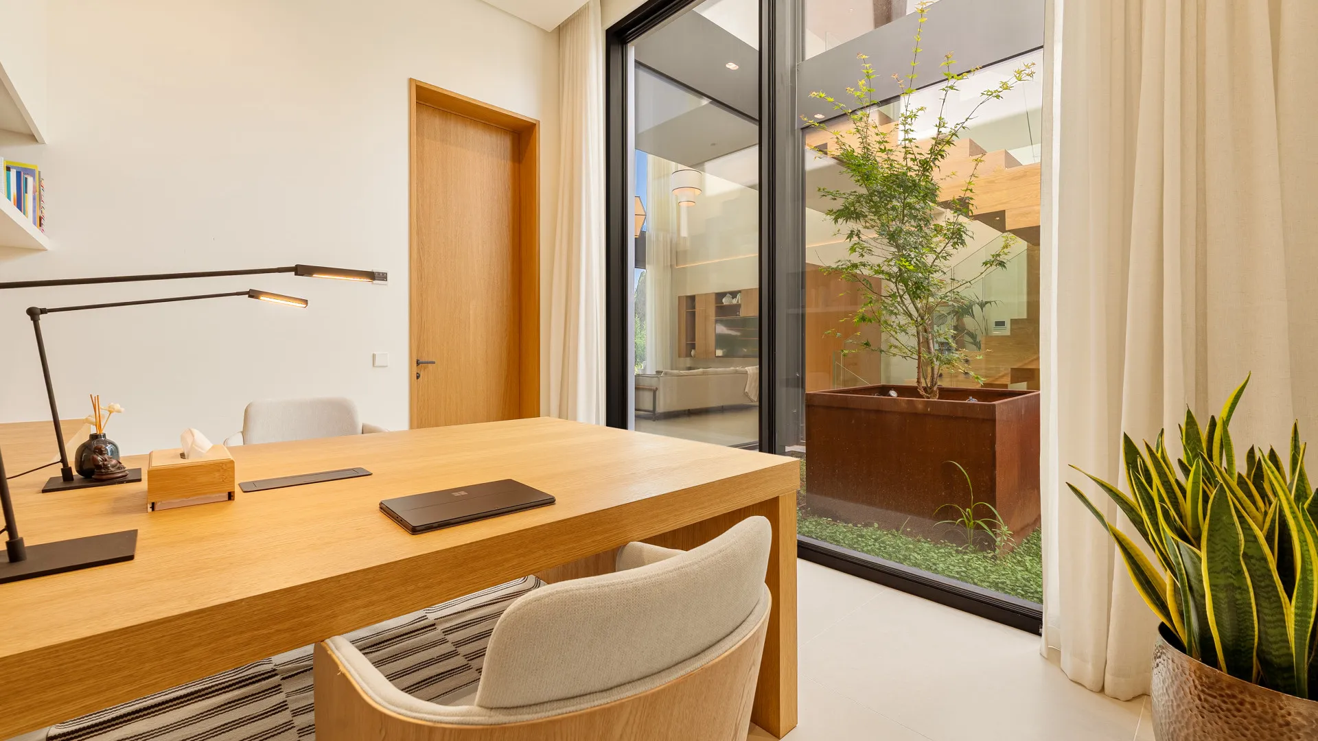 Villa for sale in Guadalmina Alta