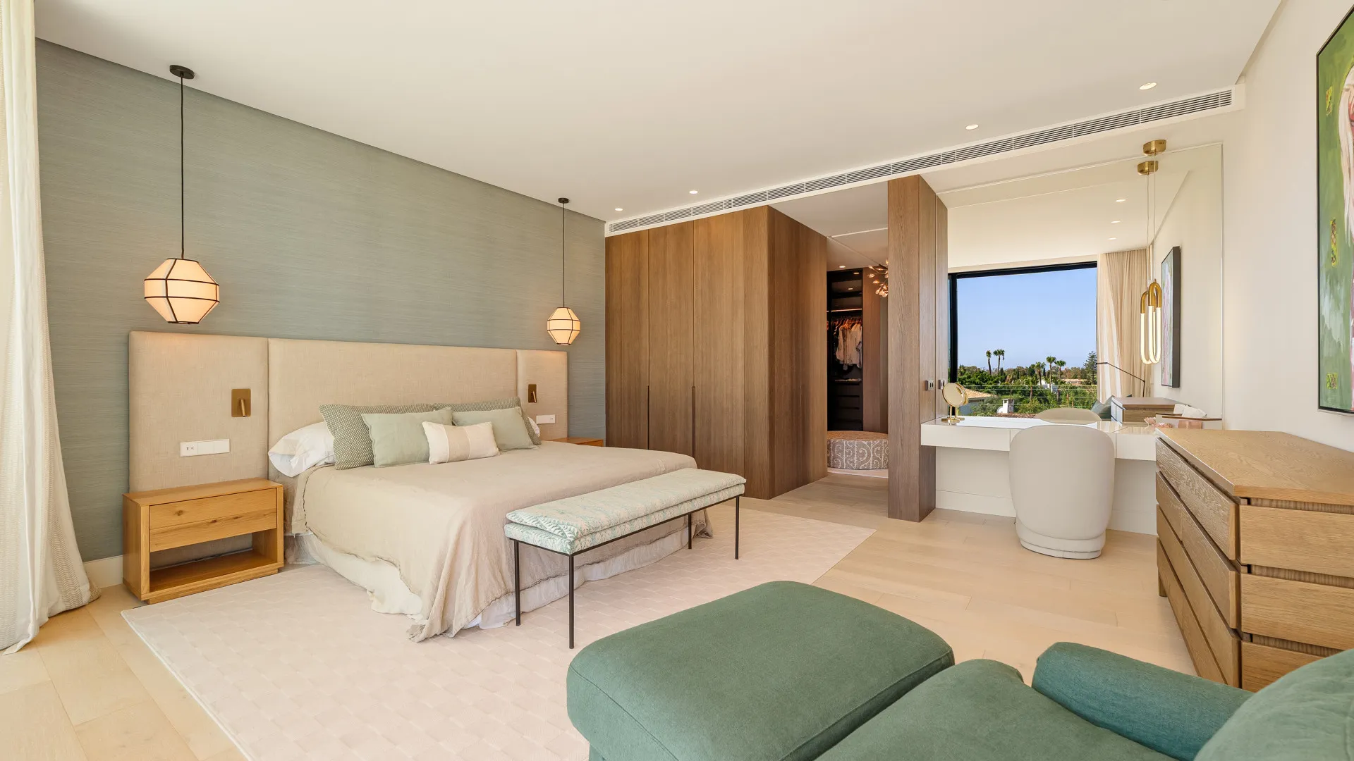 Villa for sale in Guadalmina Alta