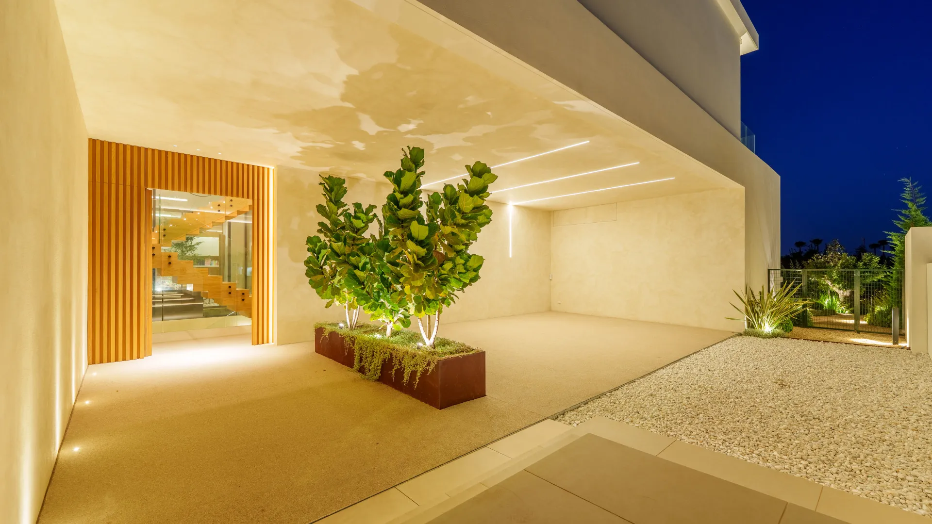 Villa for sale in Guadalmina Alta