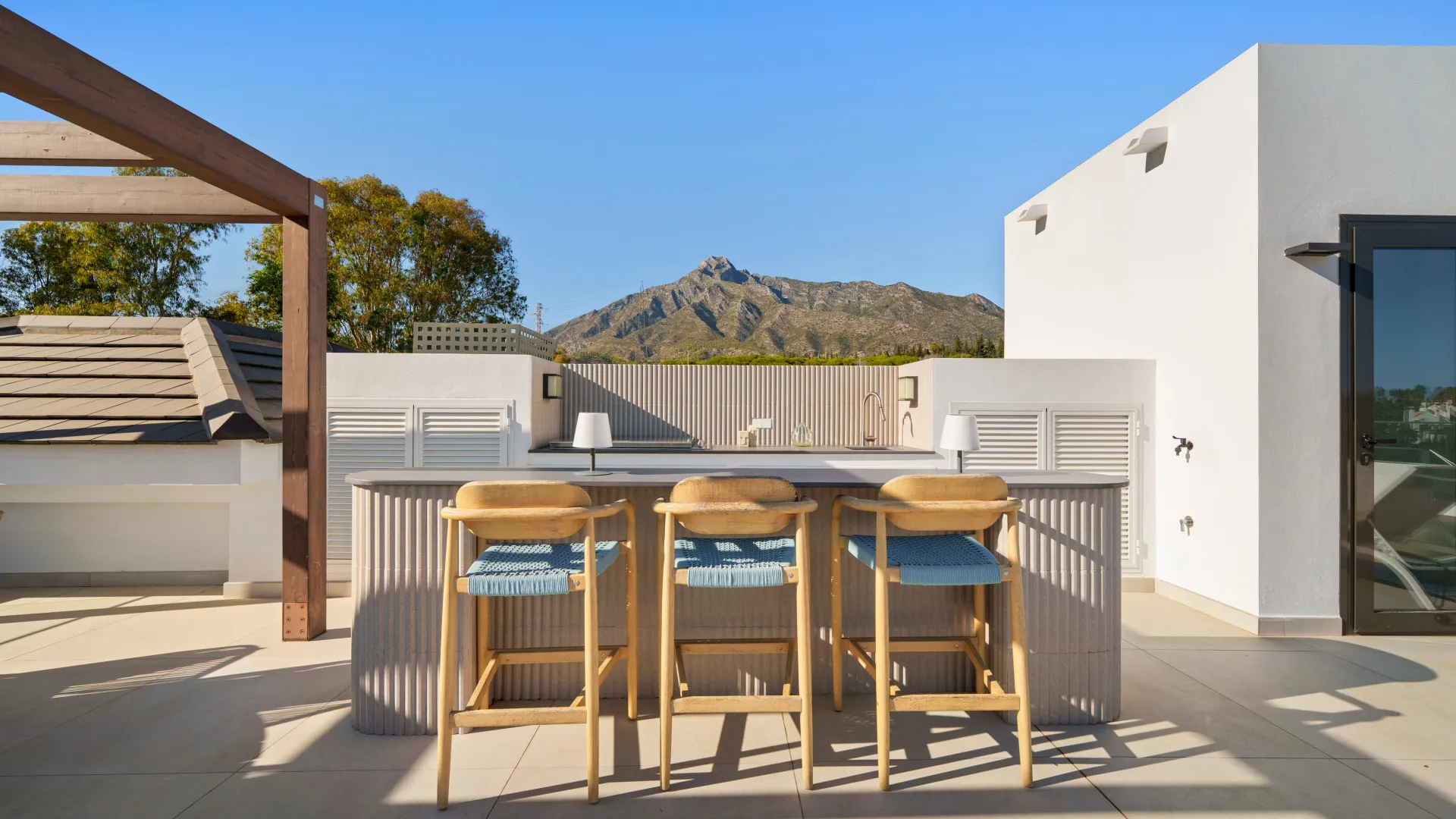 Villa with 6 bedrooms for sale in Altos de Puente Romano
