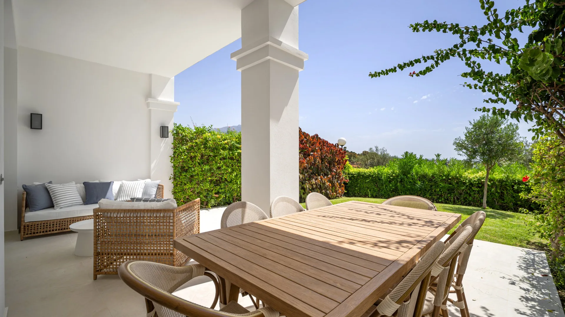 La Quinta, triplex con 4 dormitorios a la venta