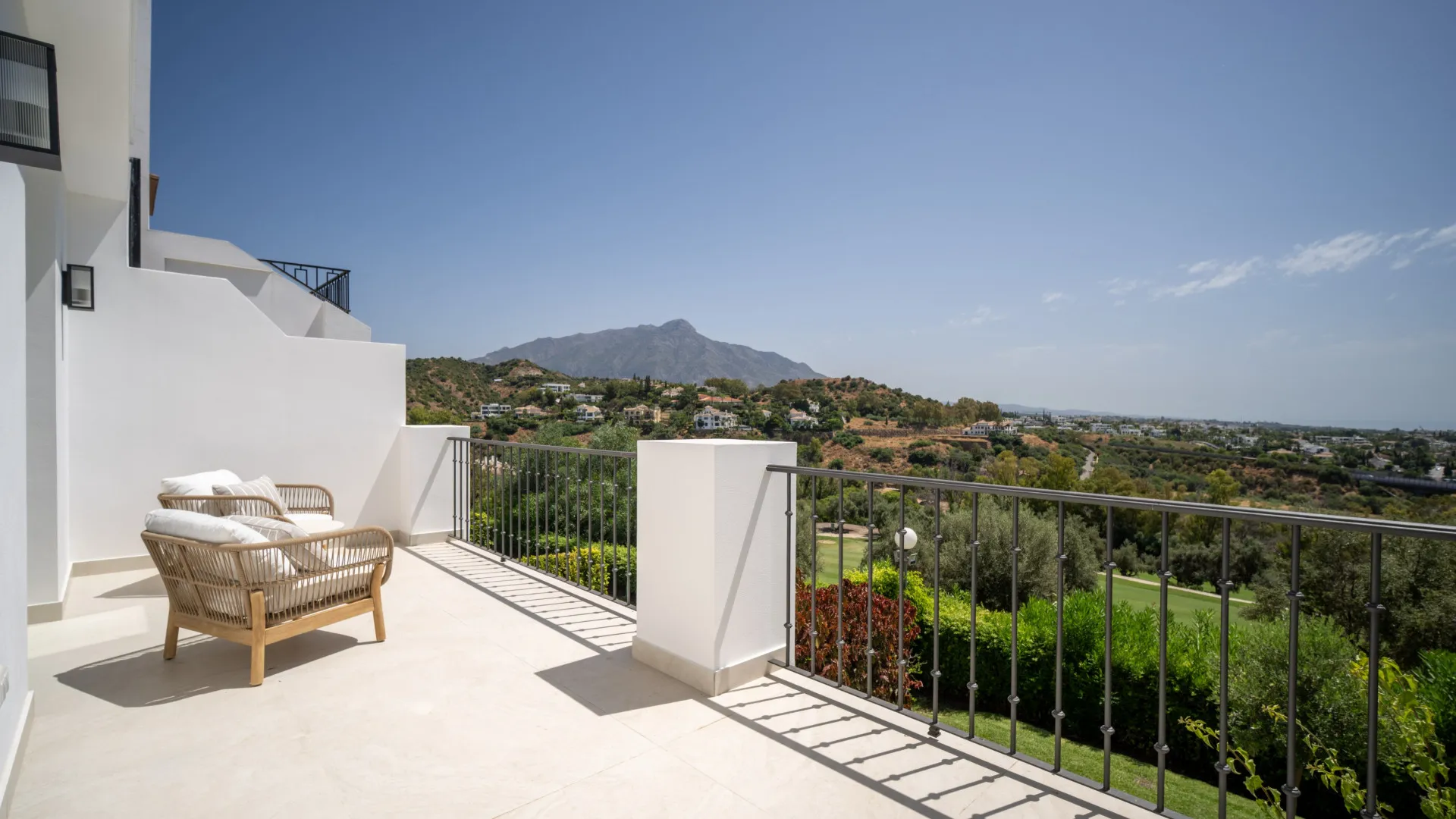 La Quinta, triplex con 4 dormitorios a la venta