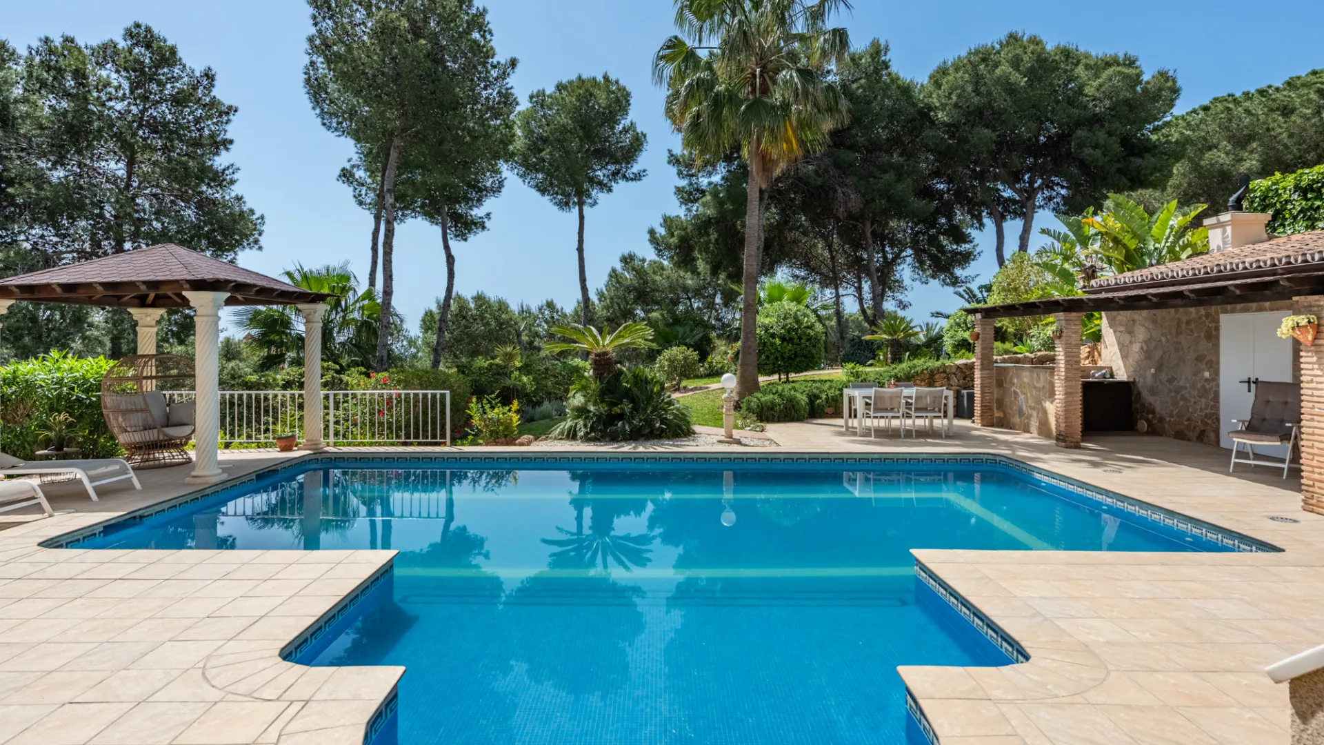 Hacienda las Chapas, villa de 5 dormitorios en venta