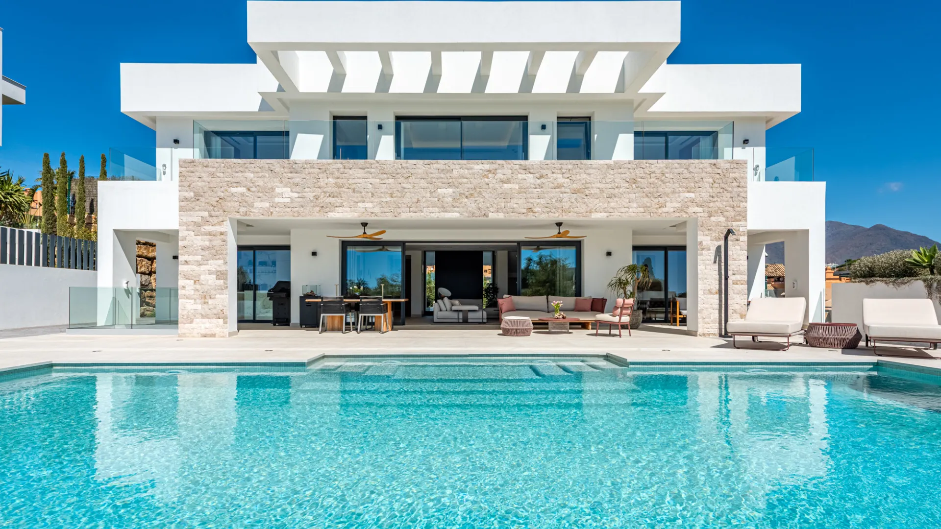 Majestic villa for sale