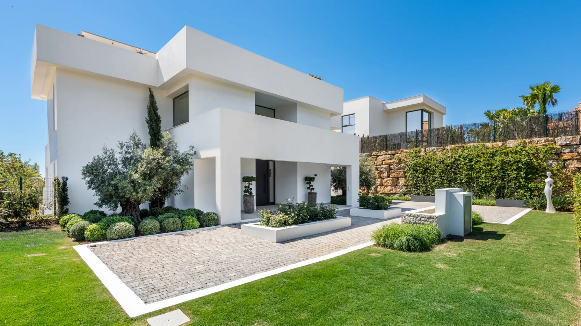 Majestic villa for sale