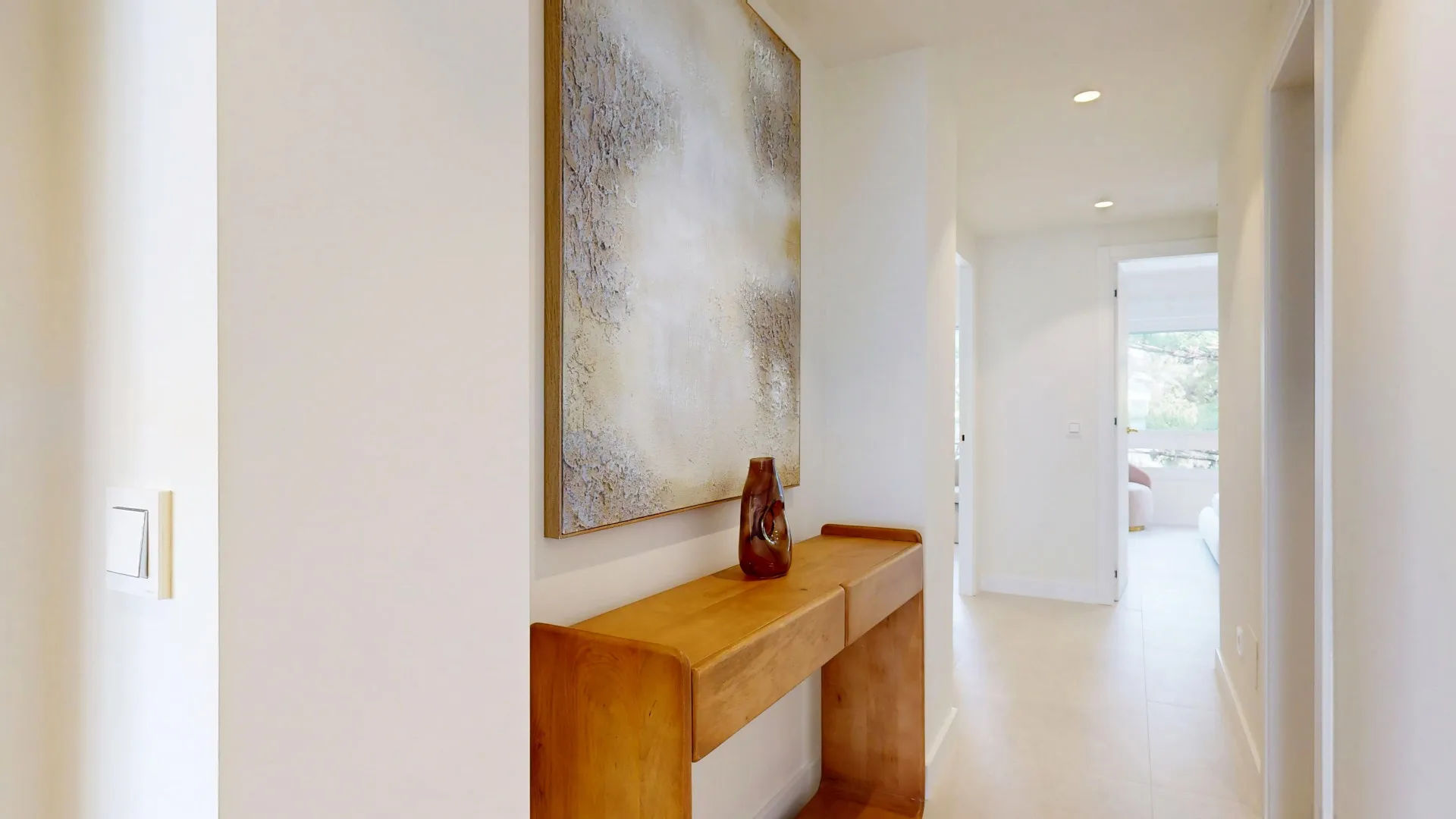 For sale Rio Real apartment with 4 bedrooms