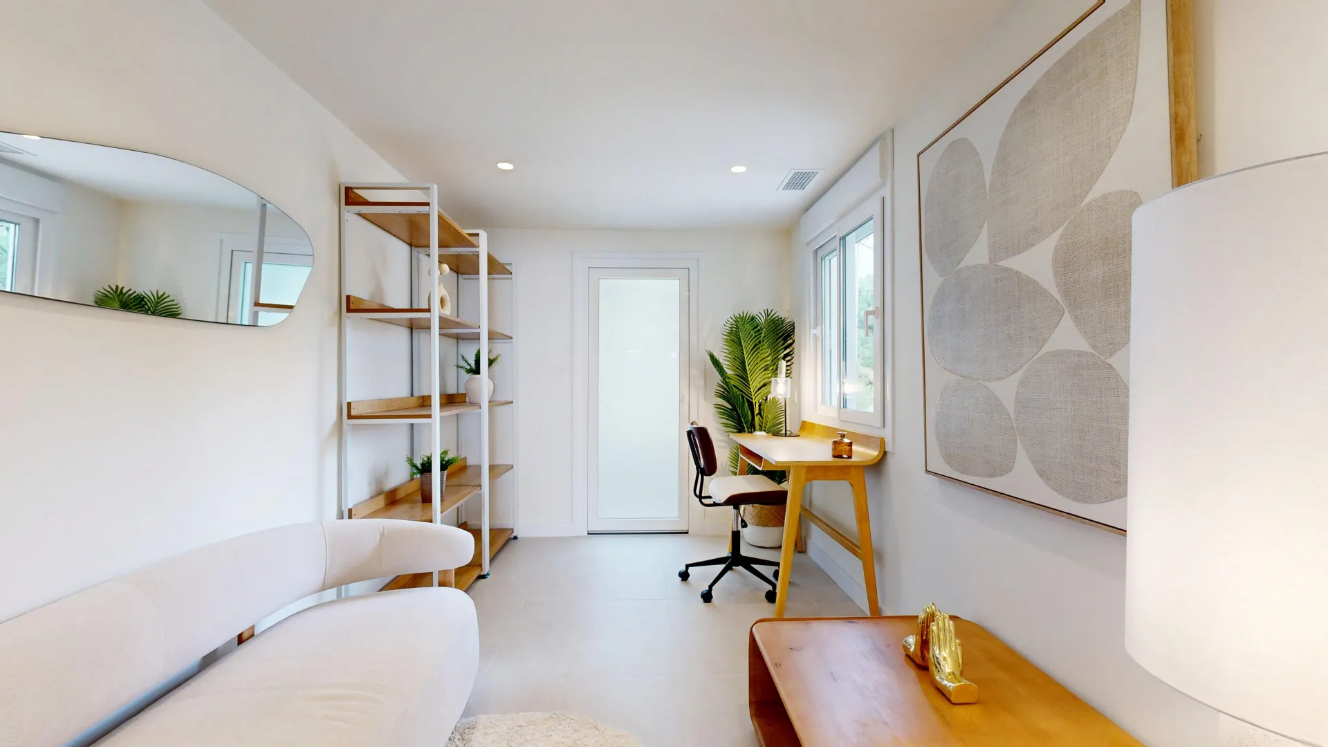 For sale Rio Real apartment with 4 bedrooms