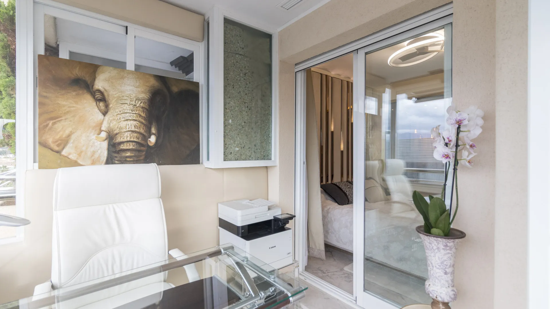For sale Marina Banus apartment with 2 bedrooms