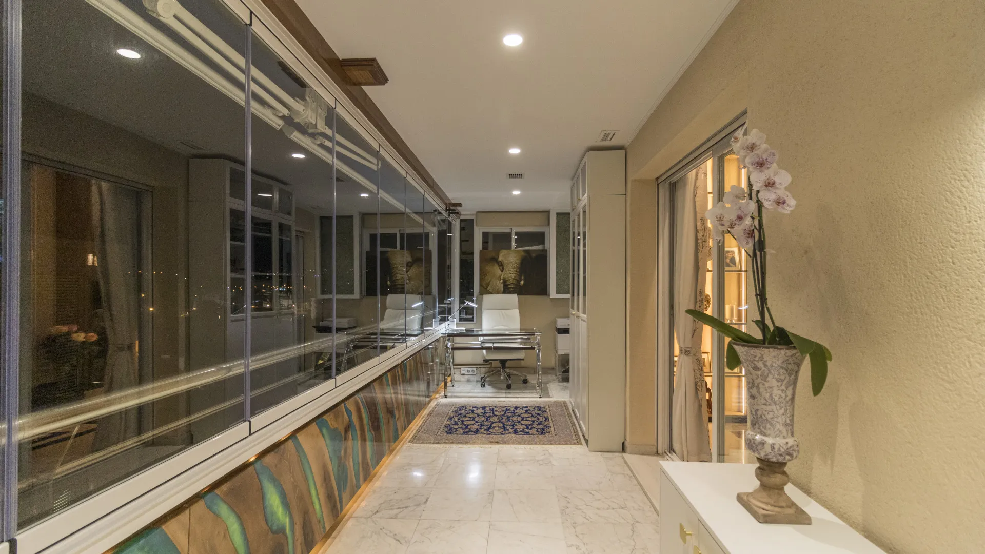 For sale Marina Banus apartment with 2 bedrooms
