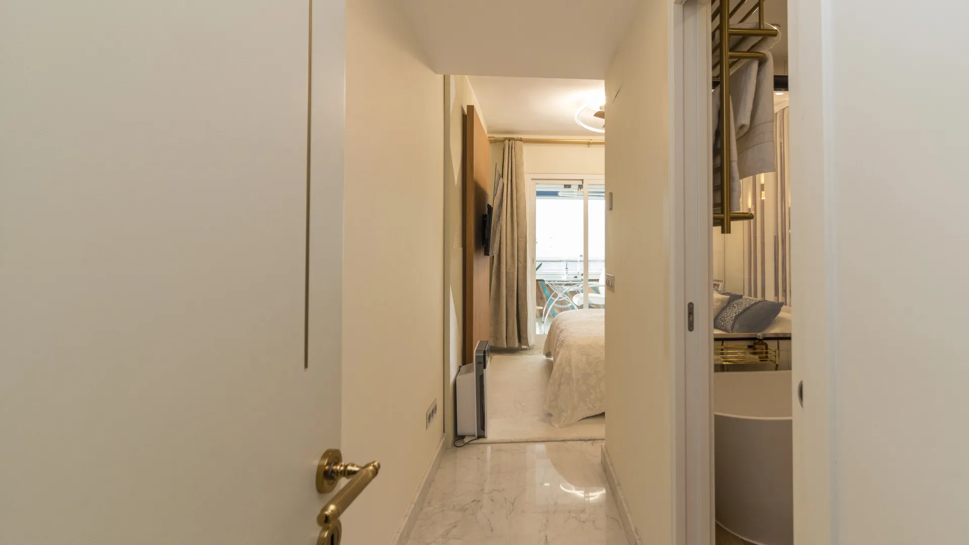 For sale Marina Banus apartment with 2 bedrooms
