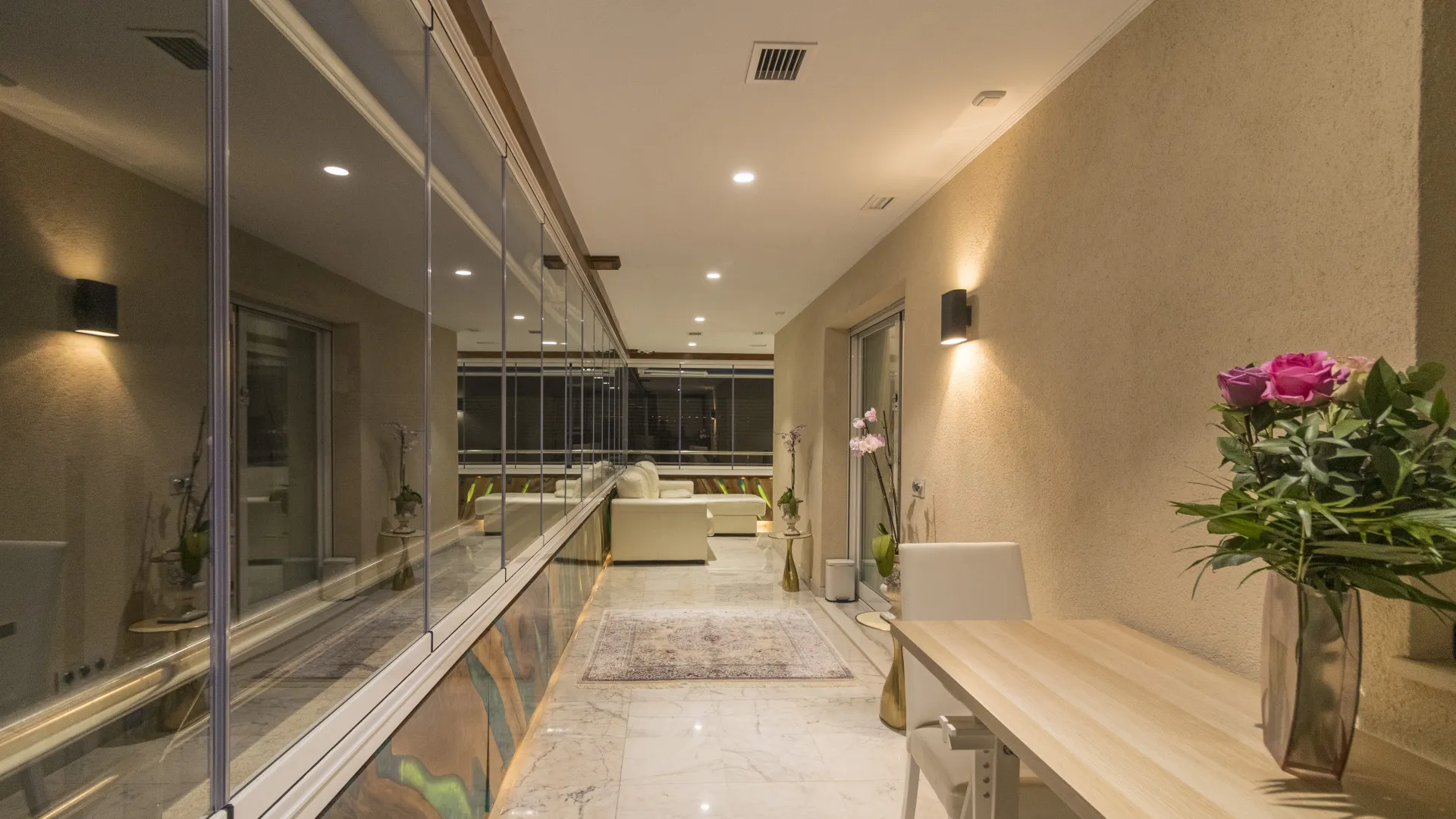 For sale Marina Banus apartment with 2 bedrooms