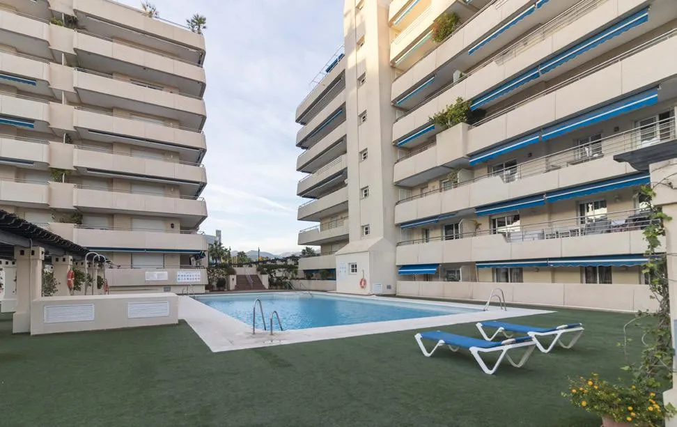 For sale Marina Banus apartment with 2 bedrooms