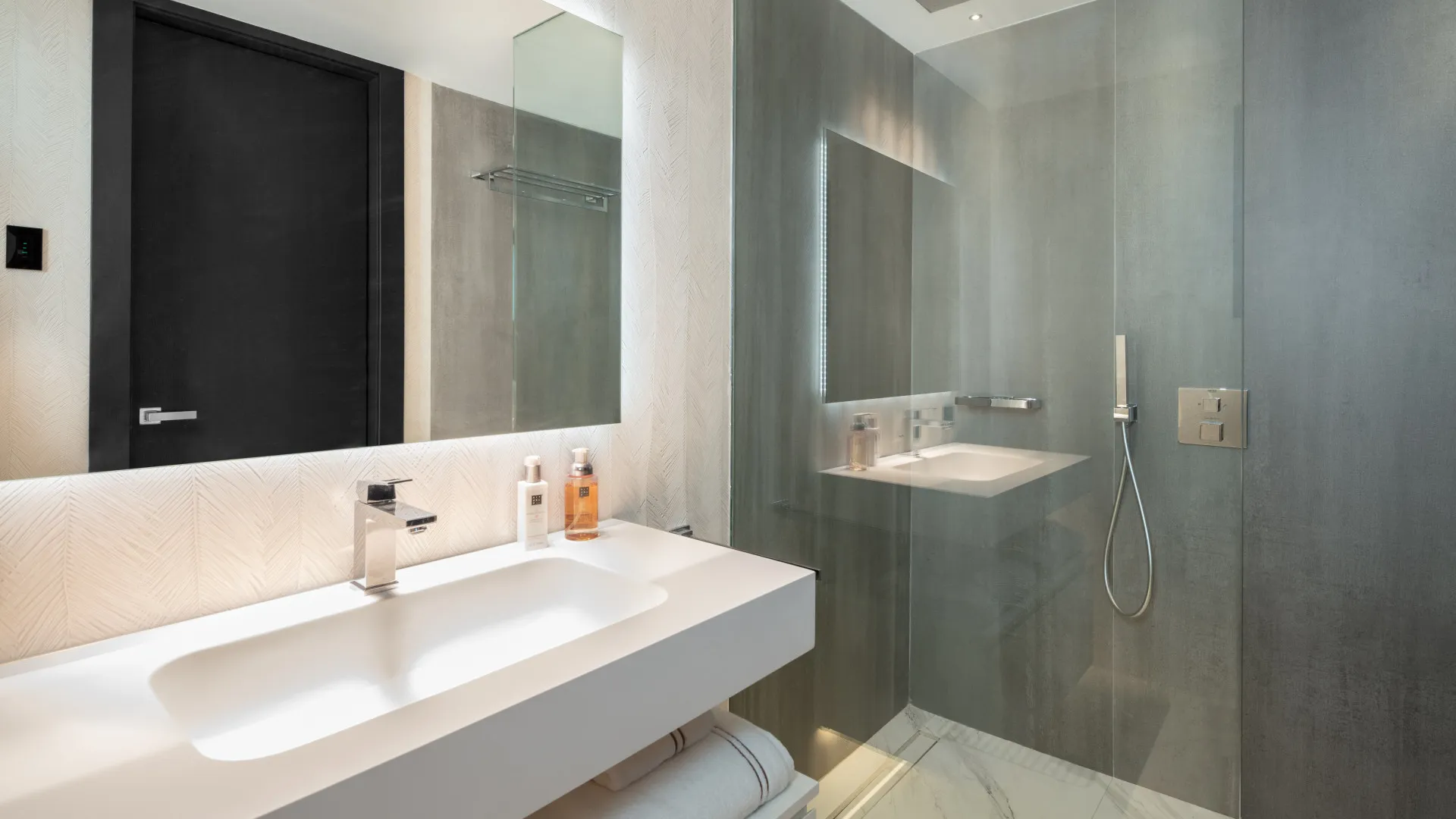 Apartamento en venta con 3 dormitorios en Marbella - Puerto Banus