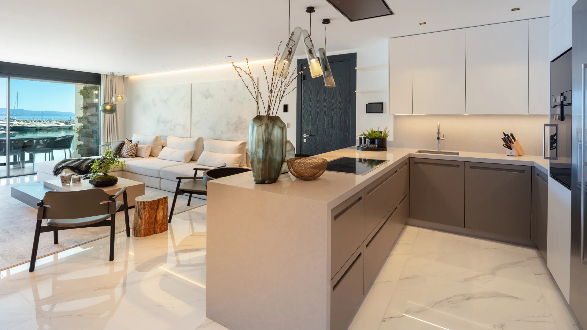 Apartamento en venta con 3 dormitorios en Marbella - Puerto Banus