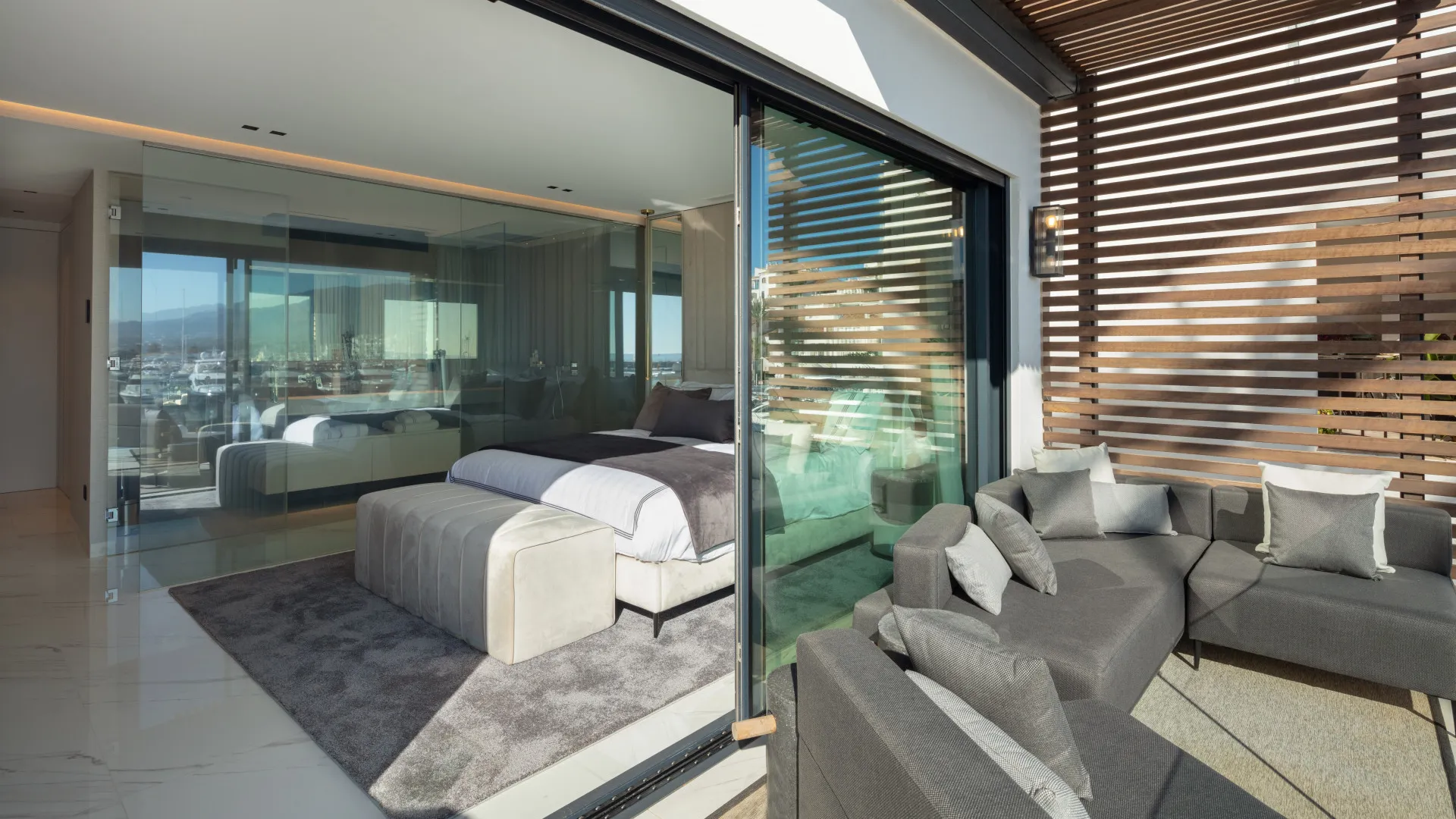 Apartamento en venta con 3 dormitorios en Marbella - Puerto Banus