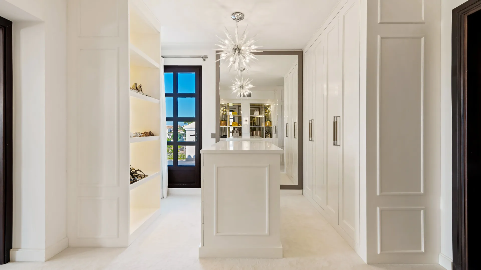 6 bedrooms villa for sale in Valle del Sol