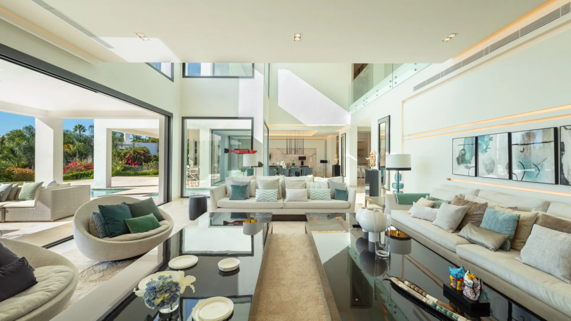 Buy villa in La Cerquilla