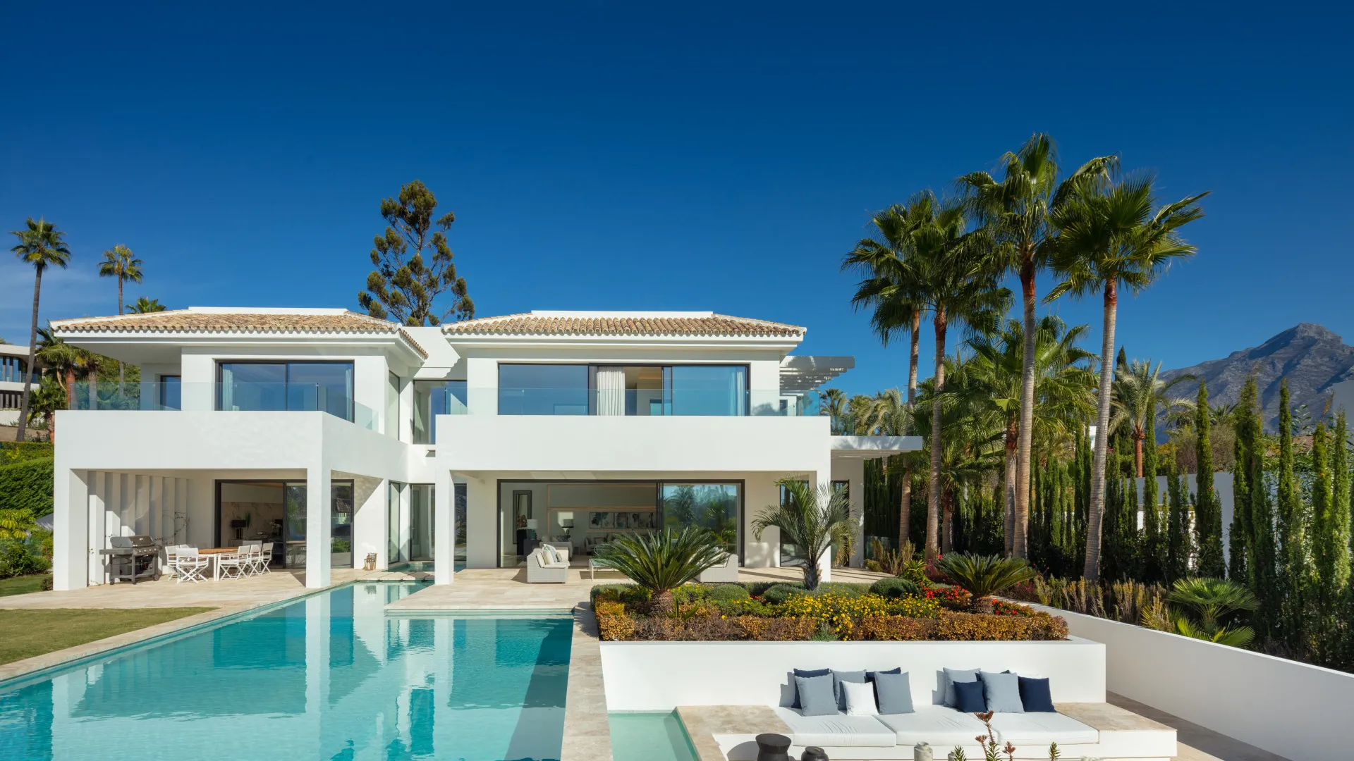 Buy villa in La Cerquilla