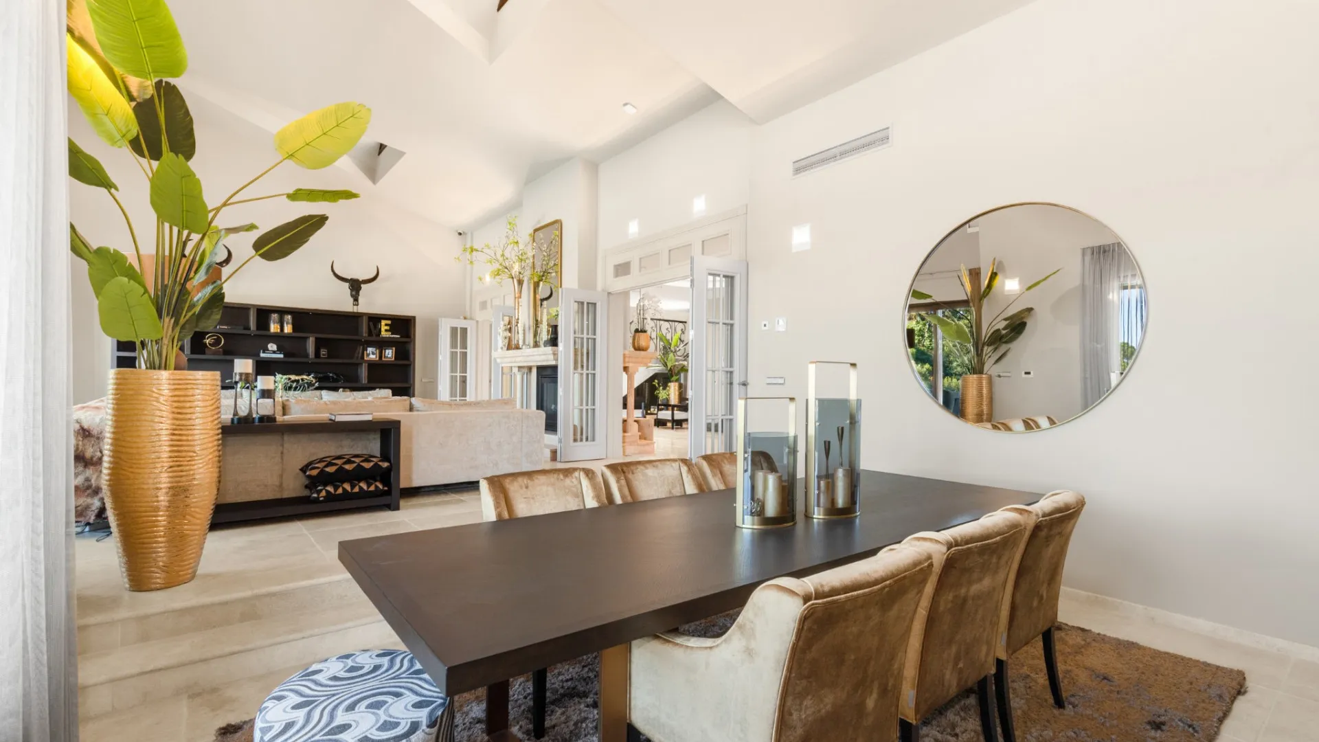 Se vende villa de 7 dormitorios en La Quinta