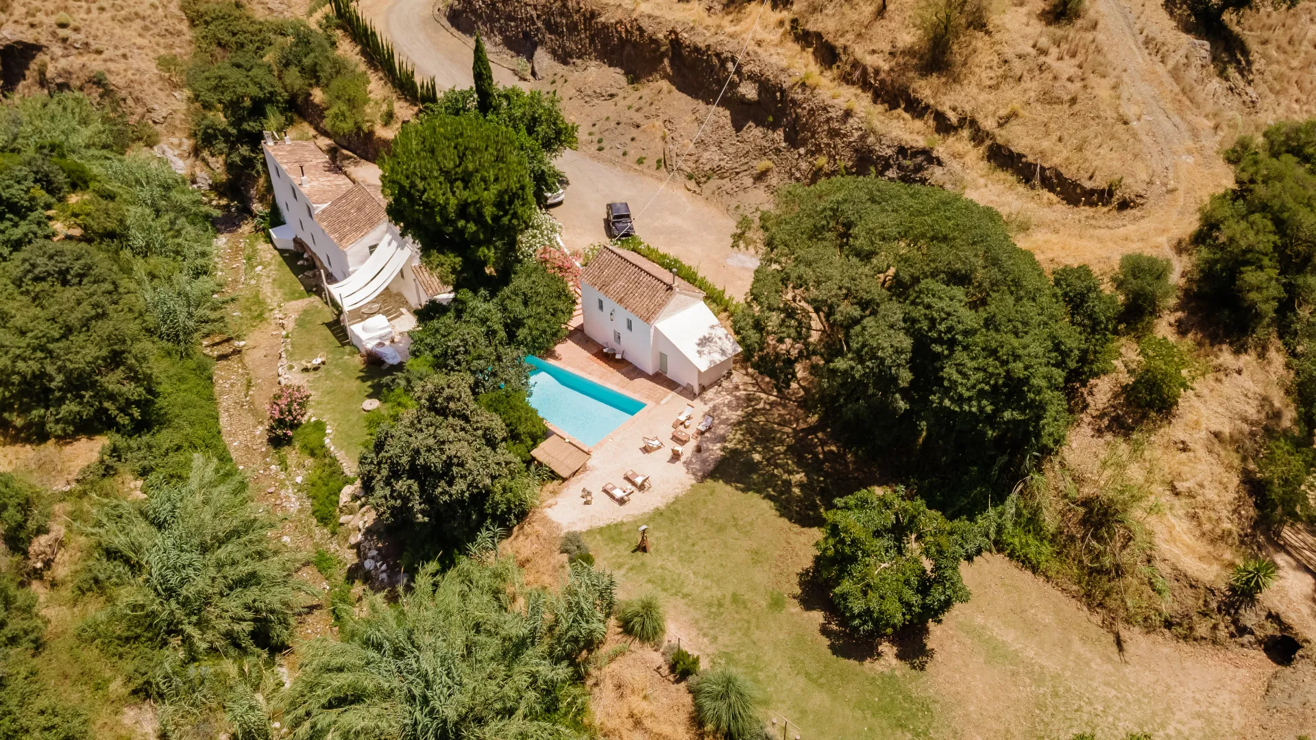 For sale country house with 4 bedrooms in Coin