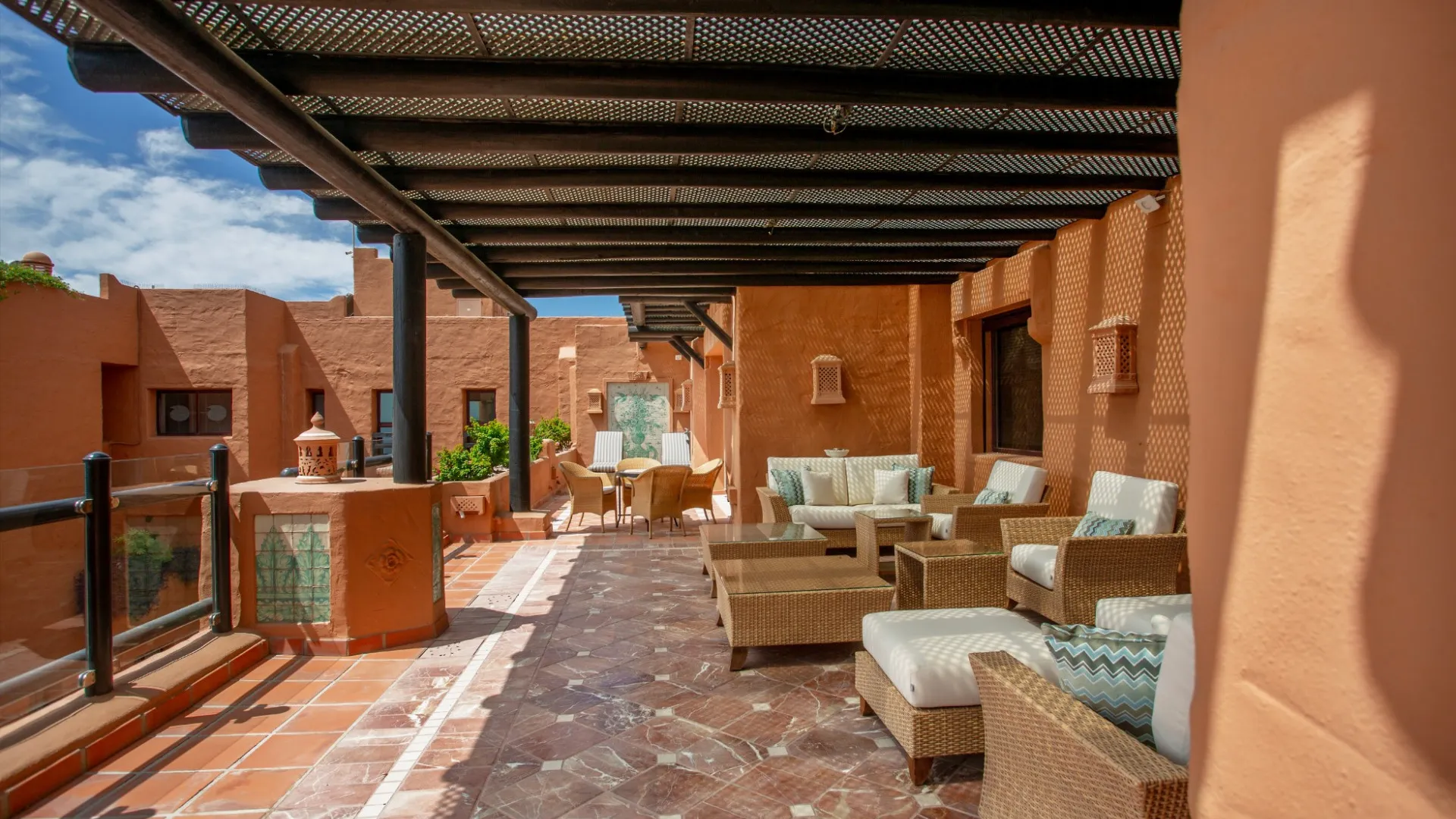 Penthouse for sale in Kempinski