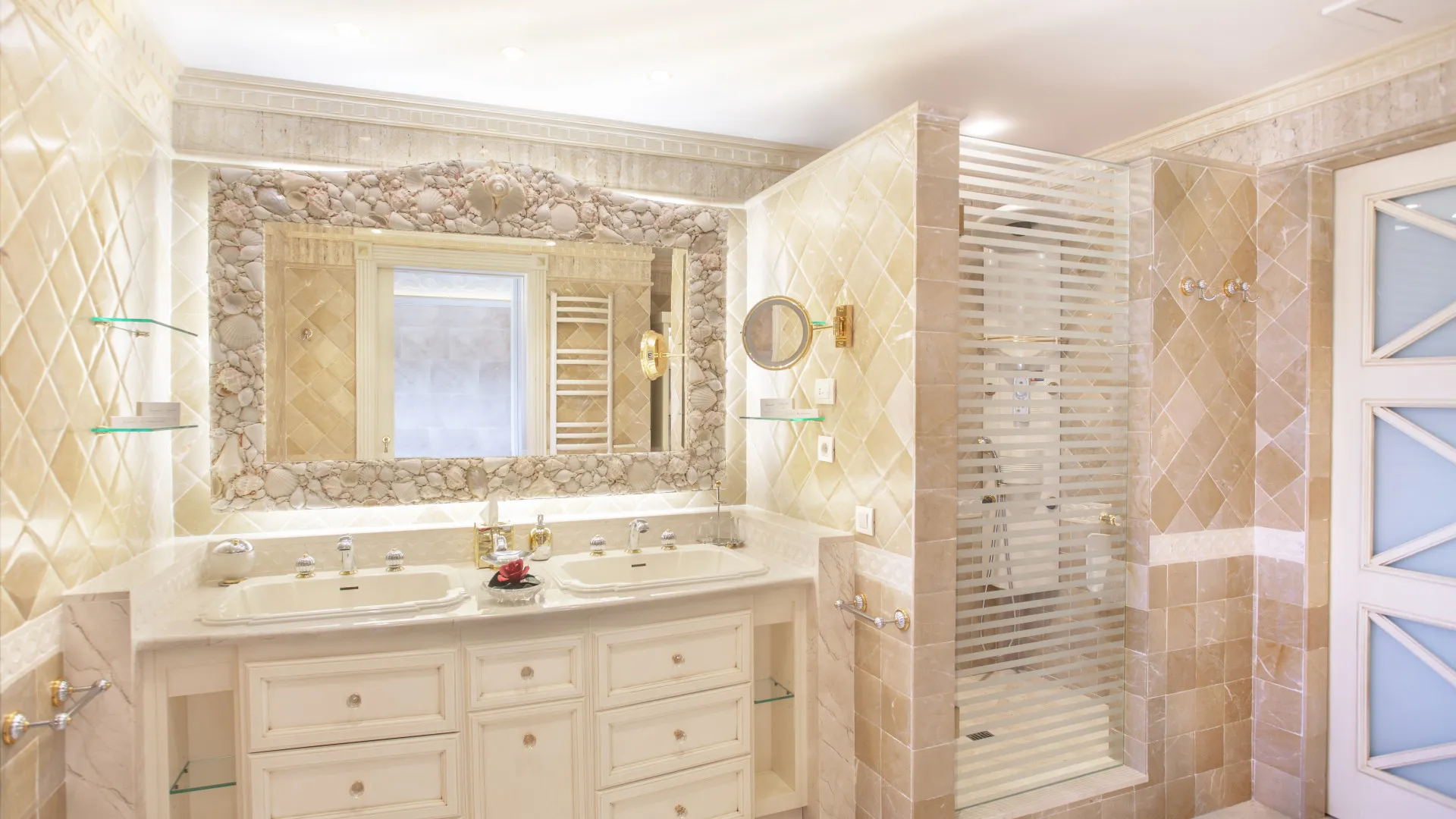 Penthouse for sale in Kempinski