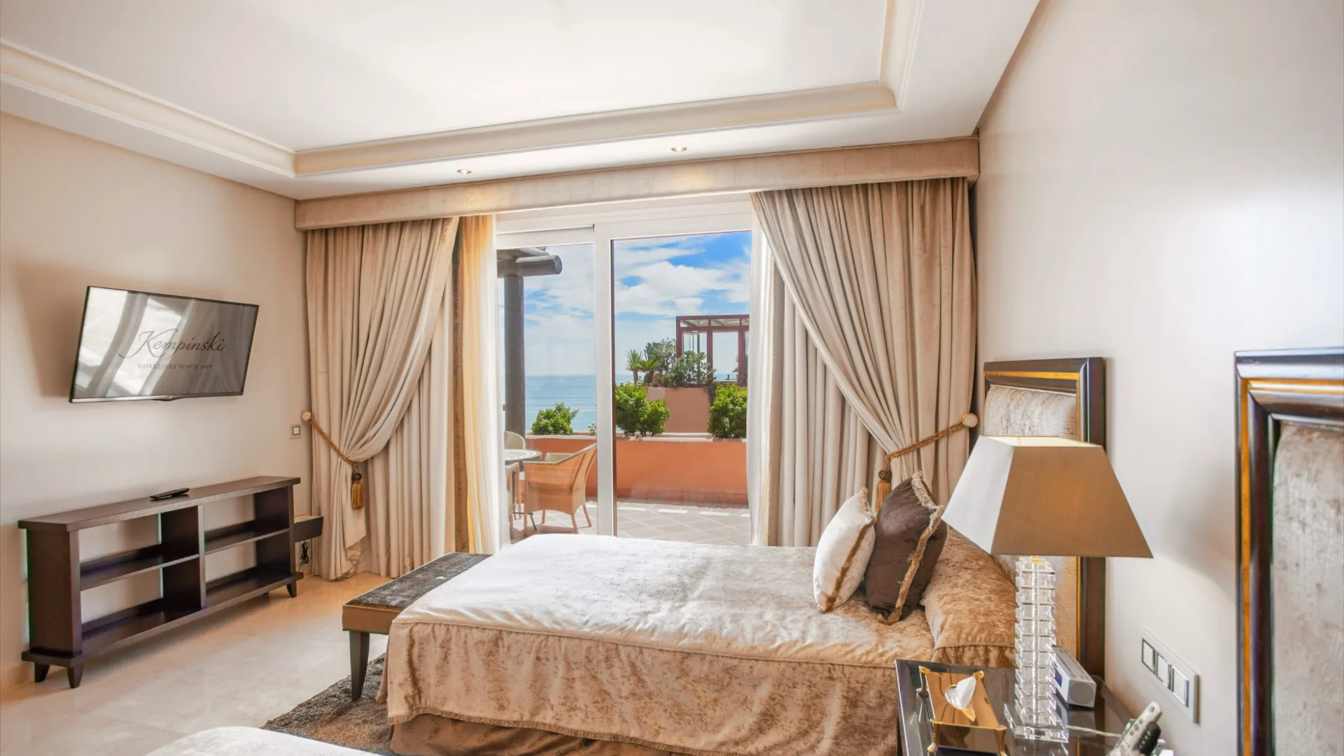 Penthouse for sale in Kempinski