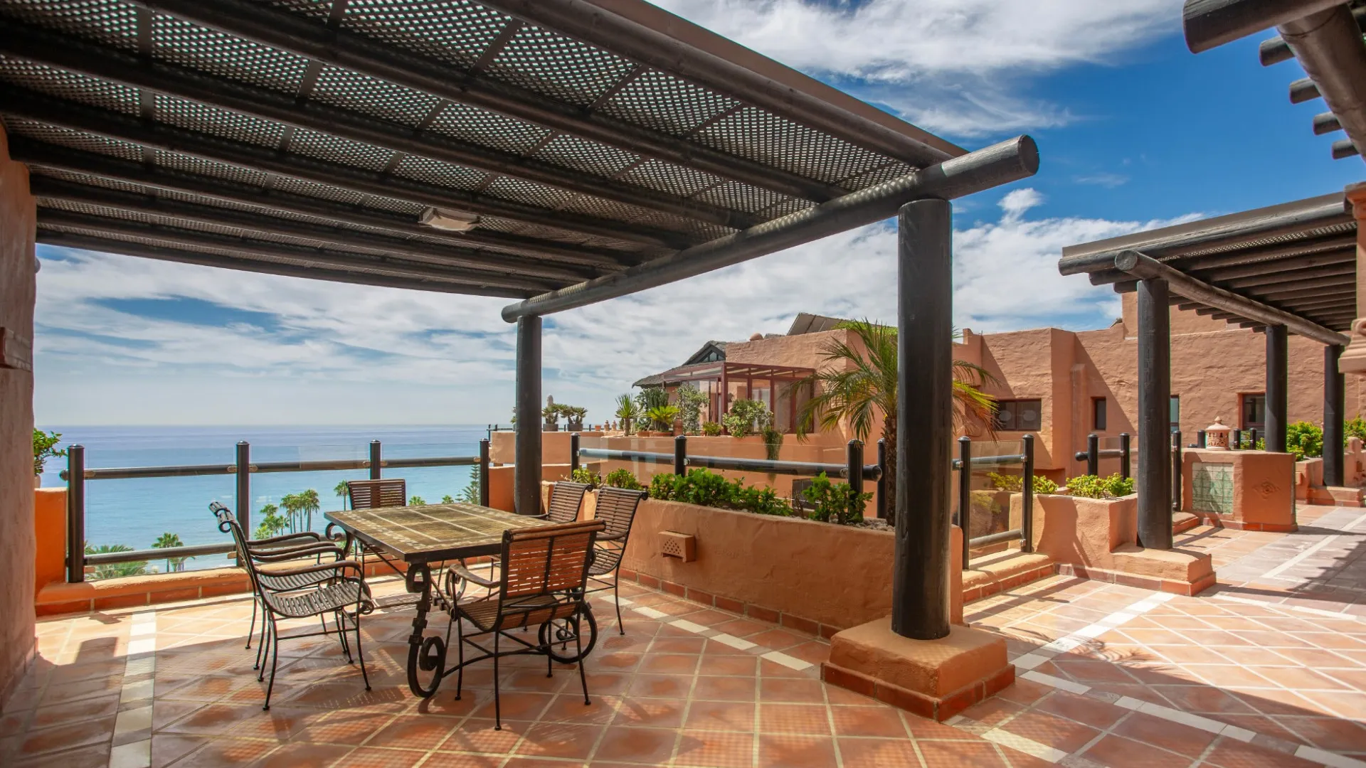 Penthouse for sale in Kempinski