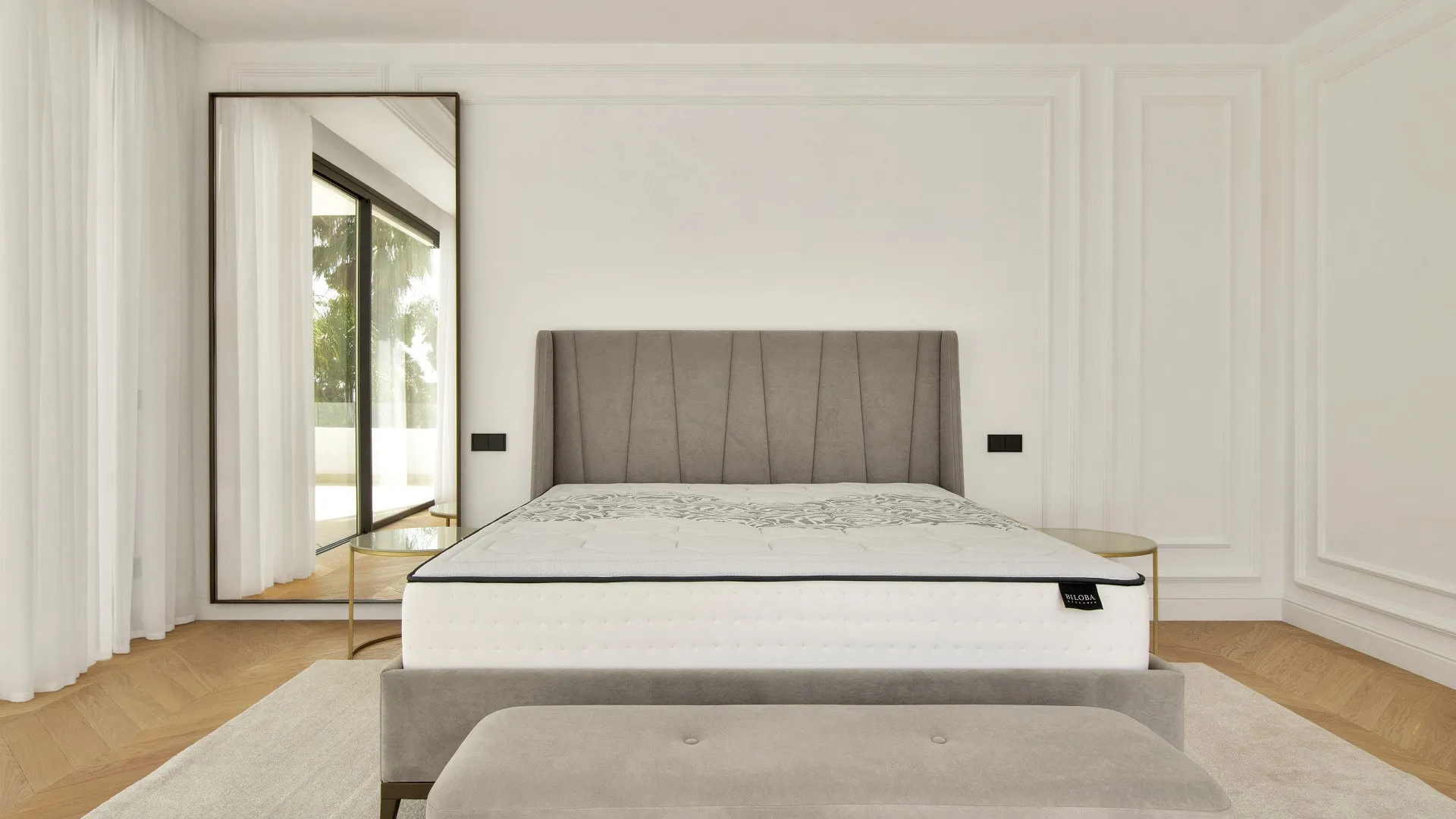 Villa en venta en Las Lomas del Marbella Club con 5 dormitorios