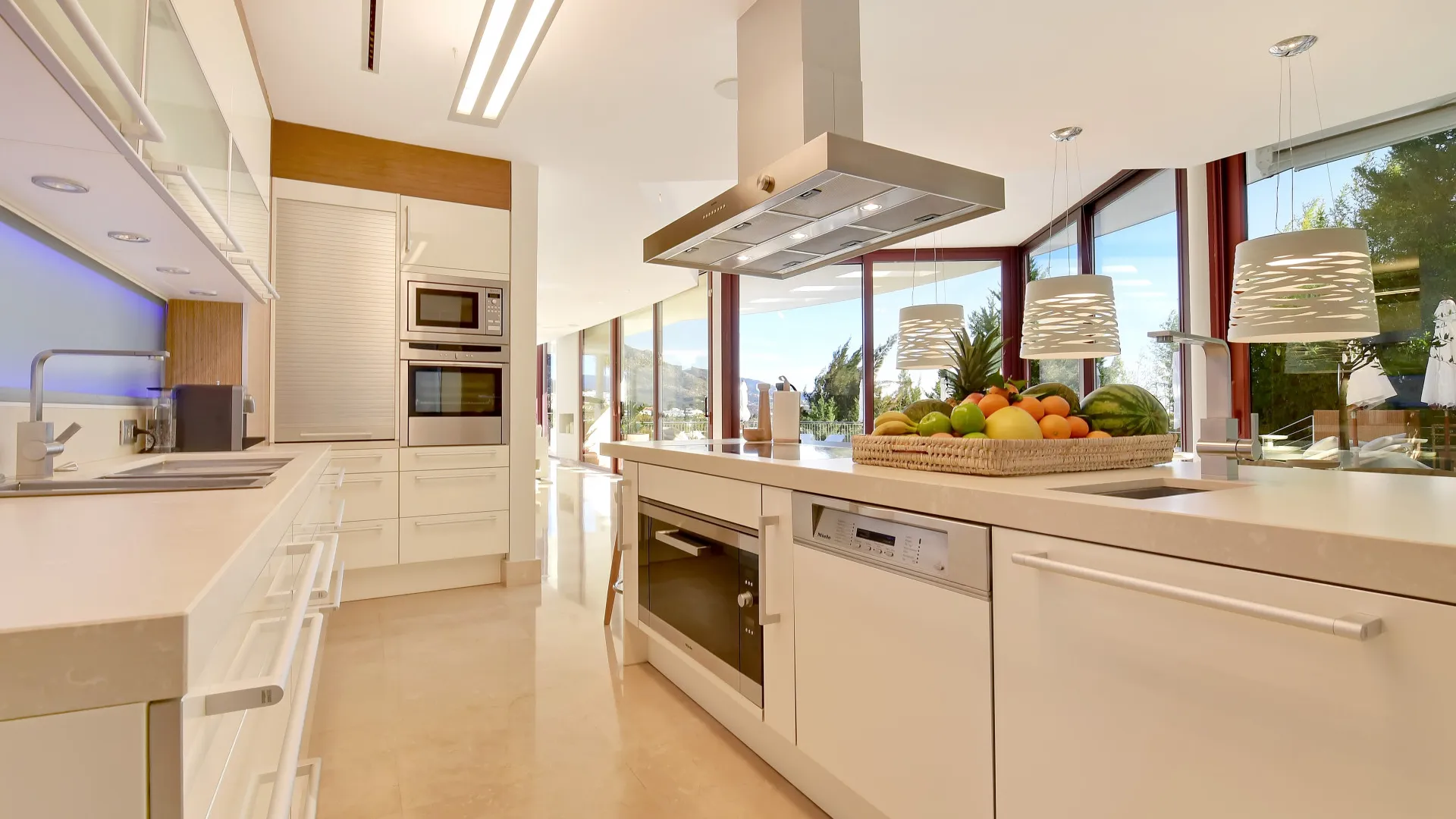For sale Nueva Andalucia villa