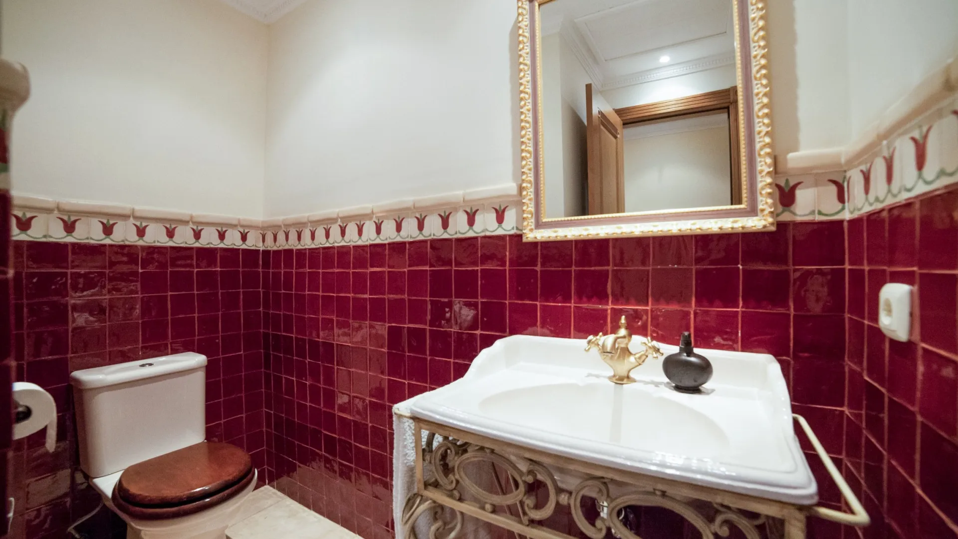 For sale 4 bedrooms villa in Altos Reales