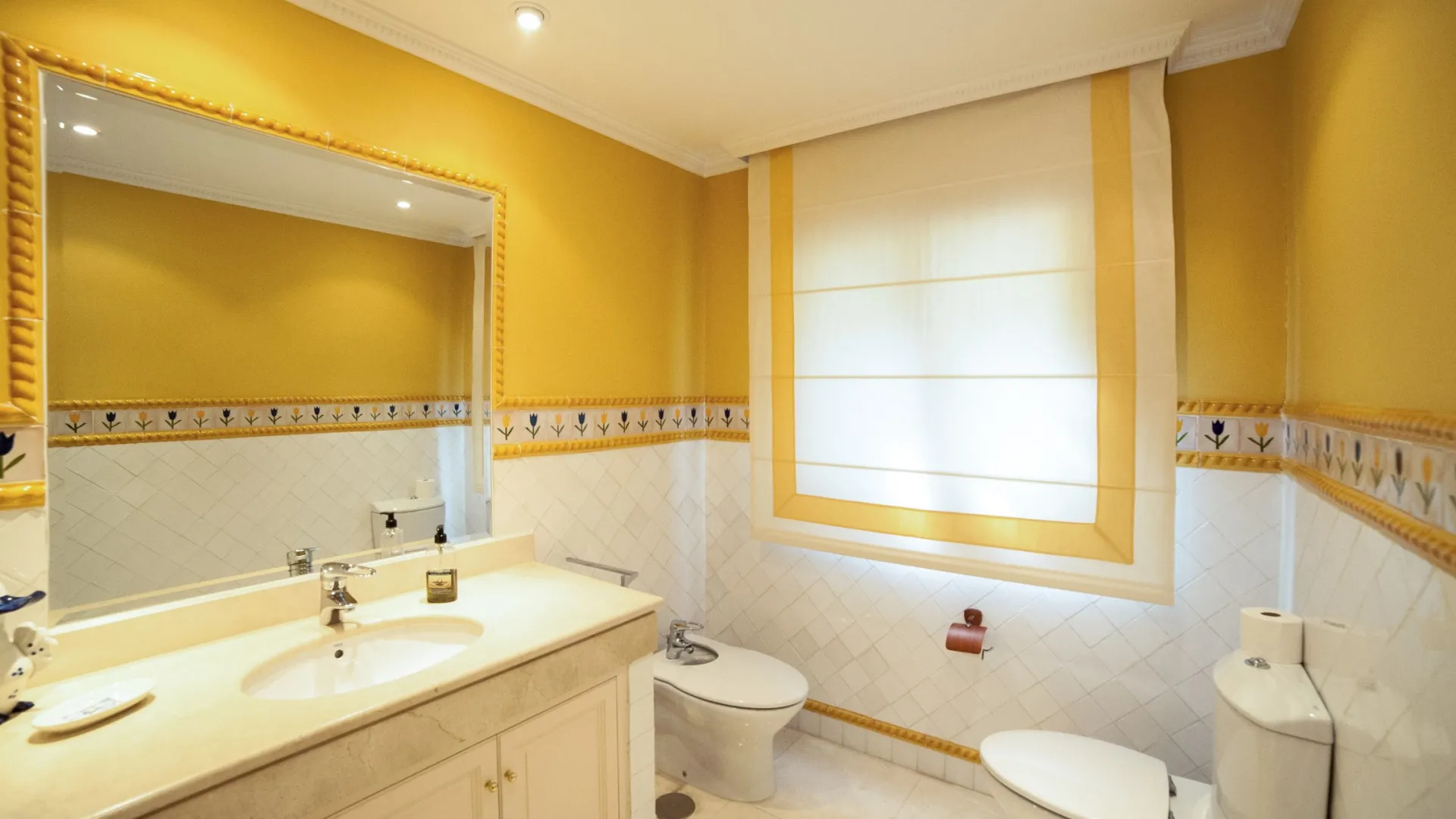 For sale 4 bedrooms villa in Altos Reales