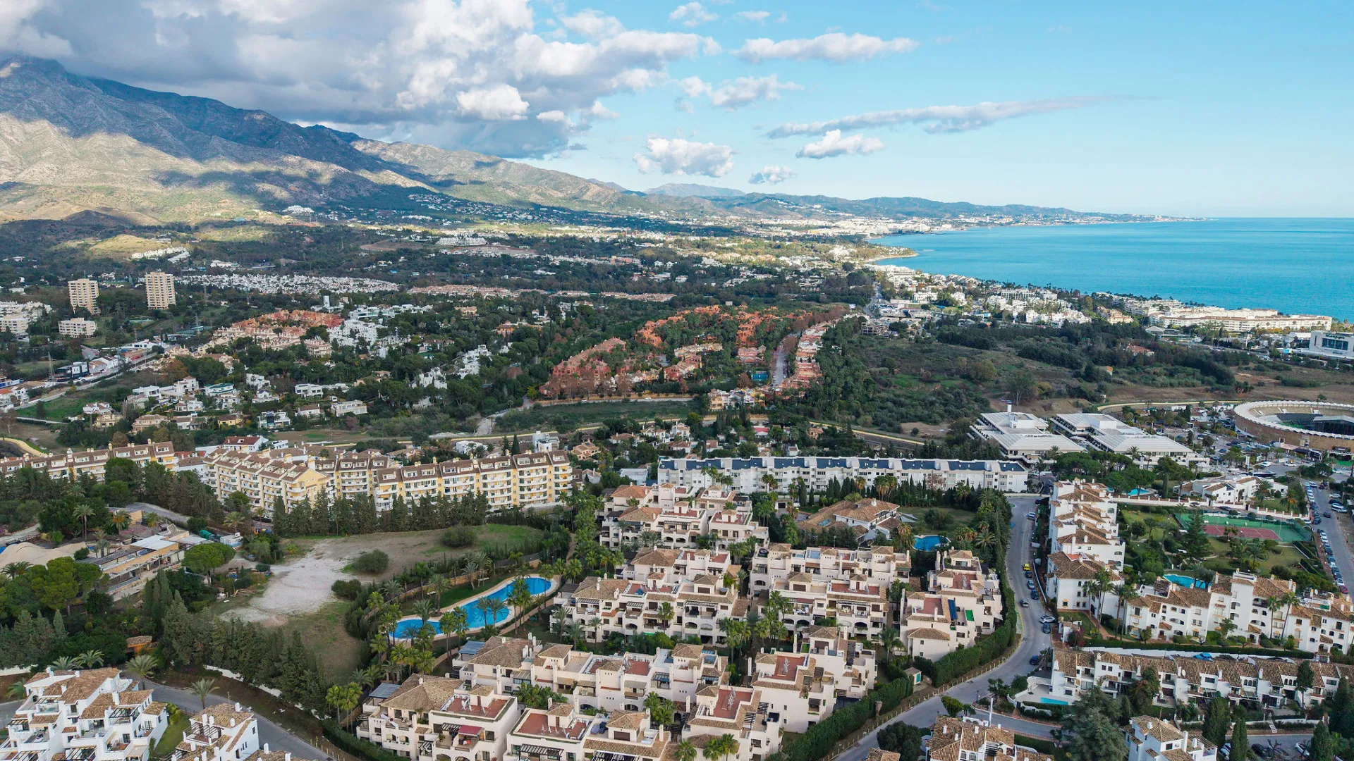 Medina de Banús 2 bedrooms apartment for sale