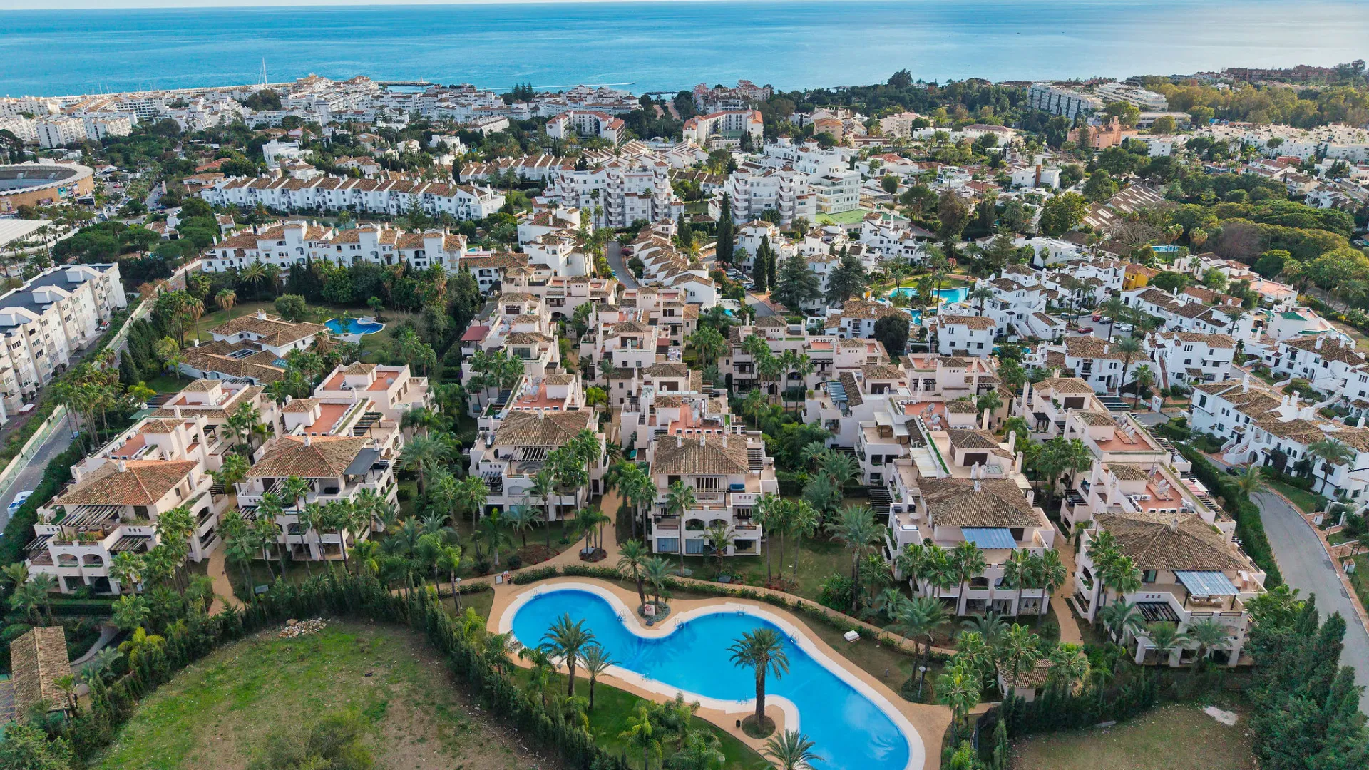 Medina de Banús 2 bedrooms apartment for sale